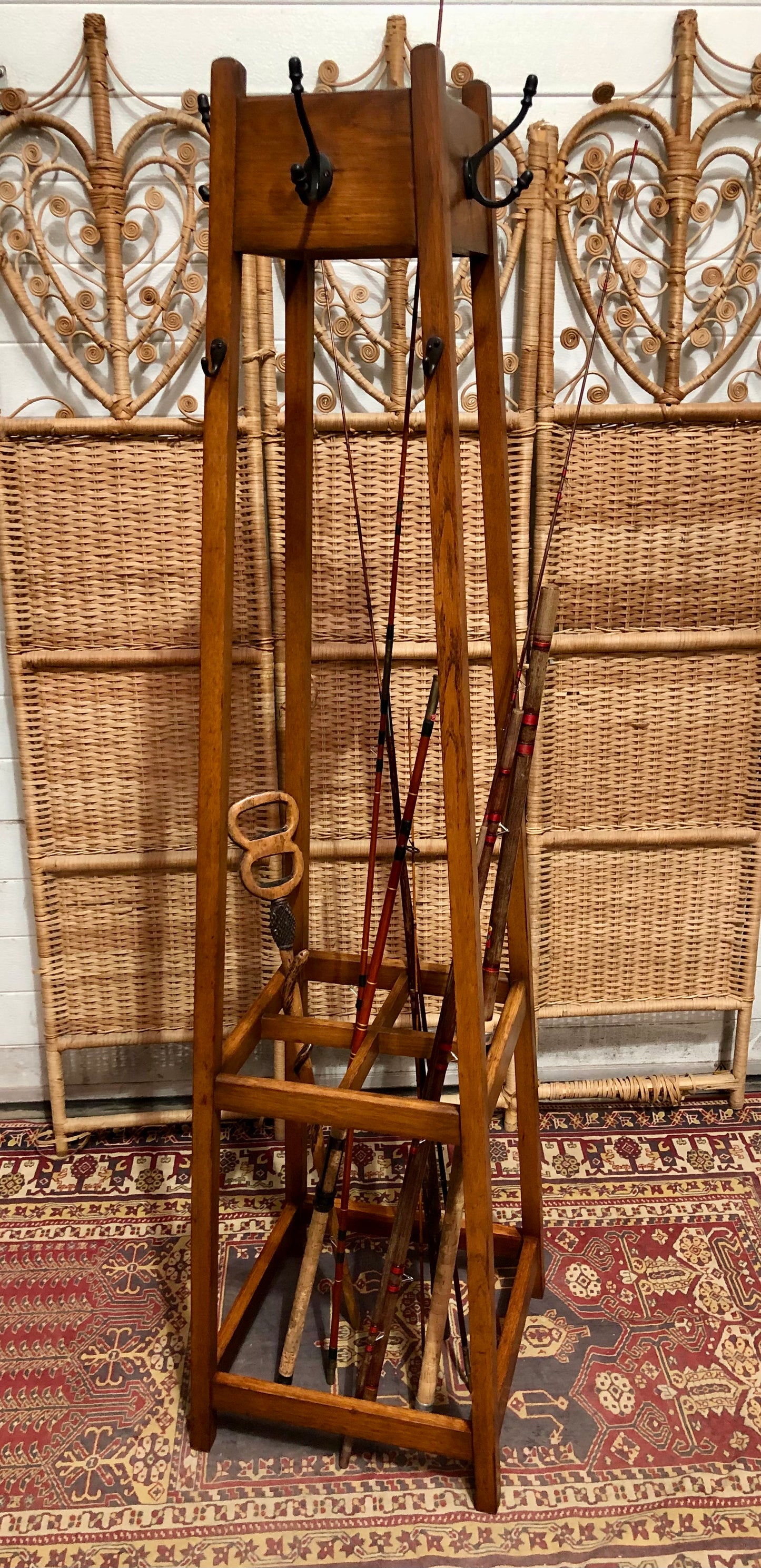 000648....Handsome Vintage Oak Arts And Crafts Hall Stand