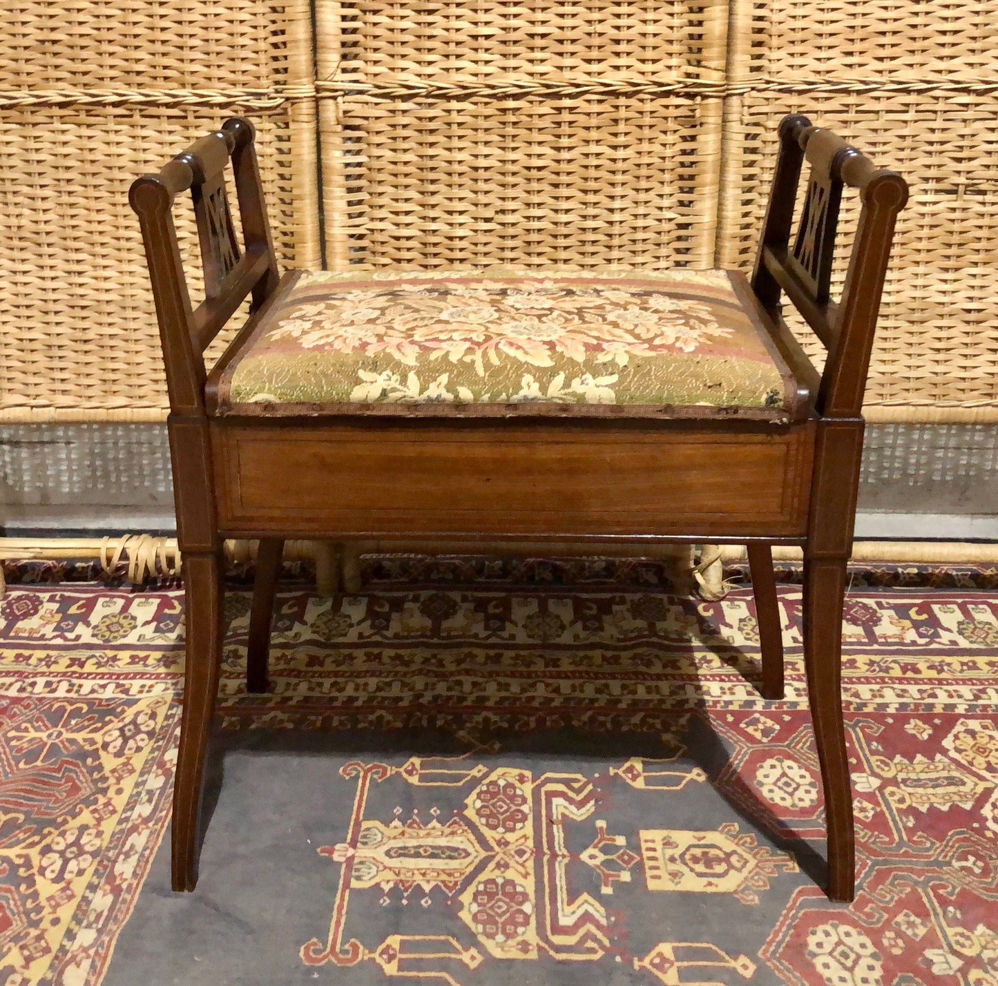 000646....Handsome Edwardian Piano Stool