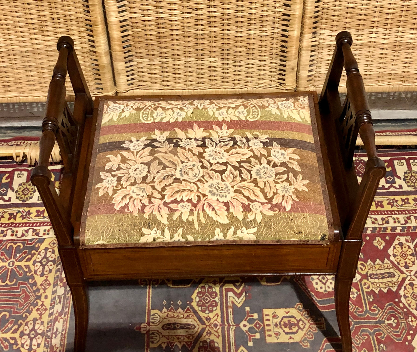 000646....Handsome Edwardian Piano Stool