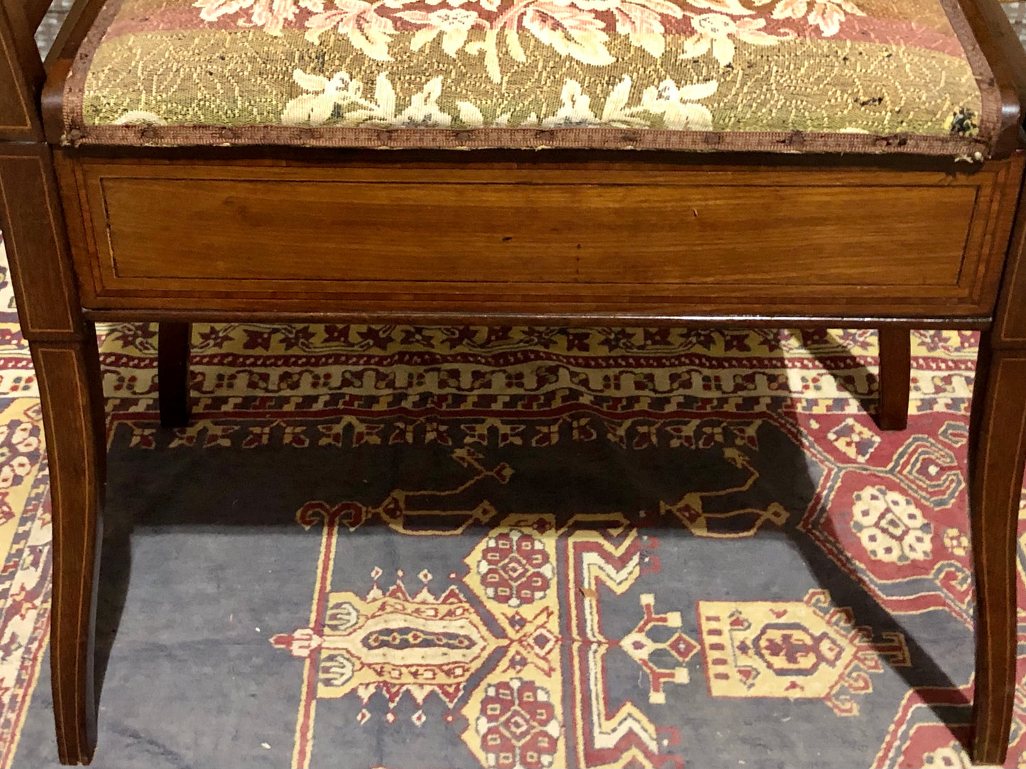 000646....Handsome Edwardian Piano Stool