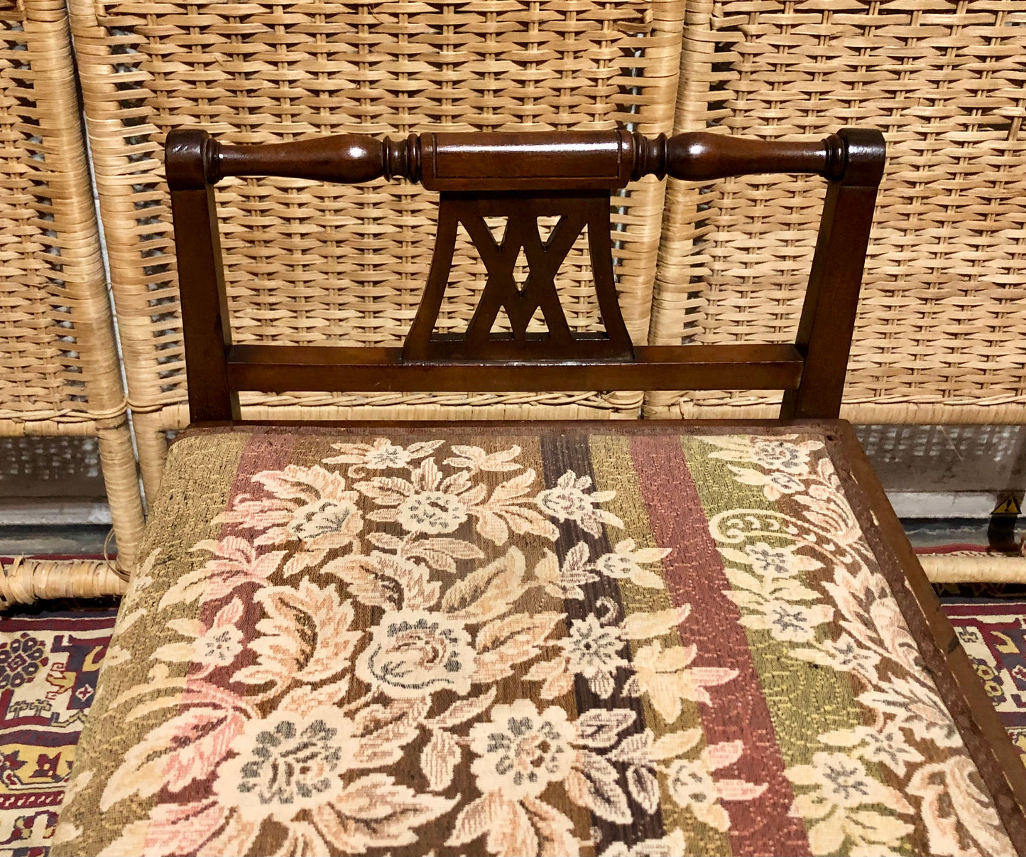 000646....Handsome Edwardian Piano Stool