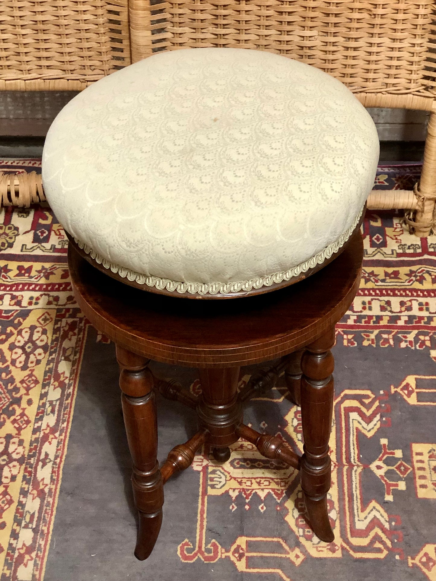 000645....Handsome Victorian Piano Stool