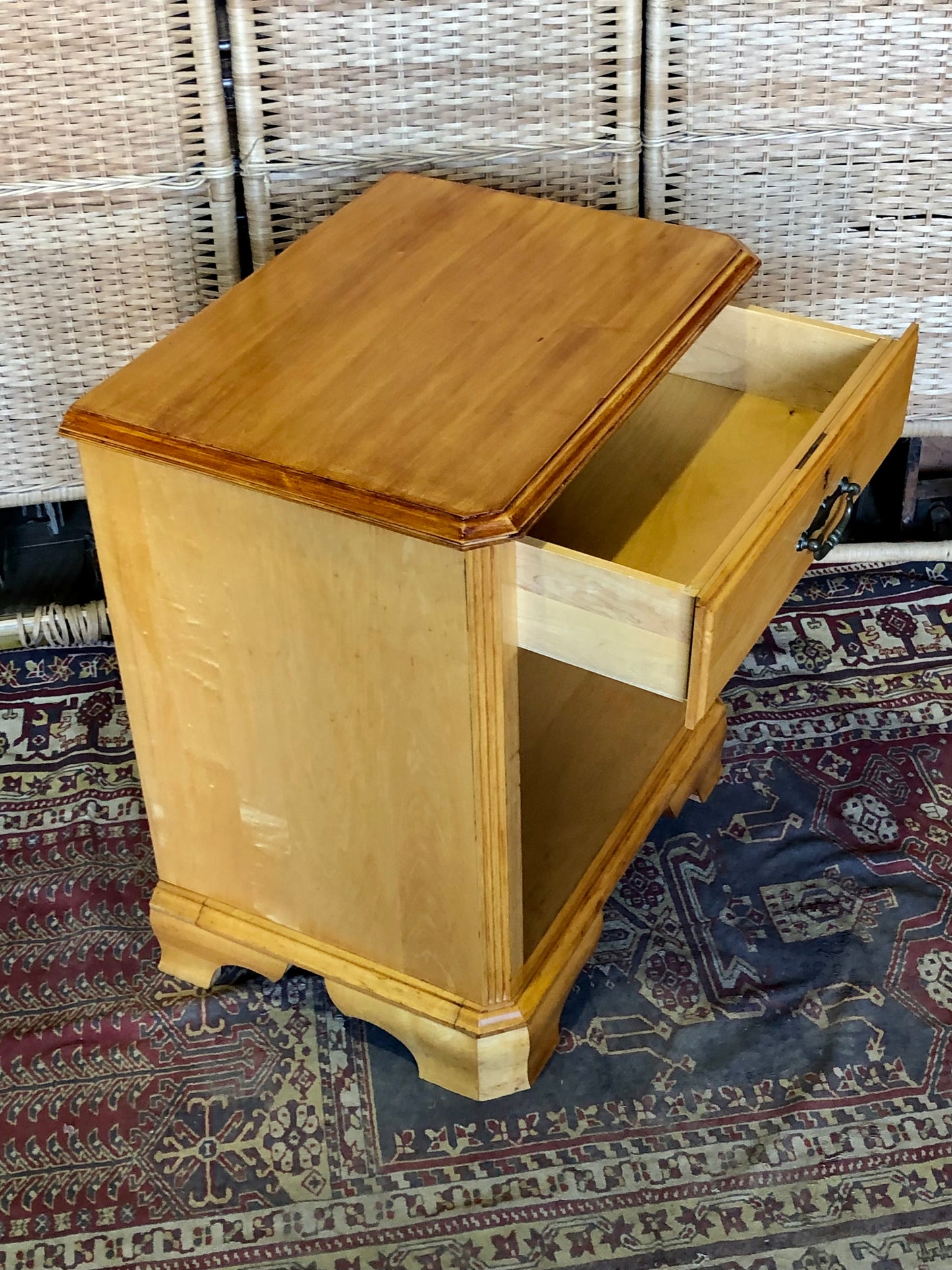 000501....Handsome Pair Of Vintage Bedside Tables