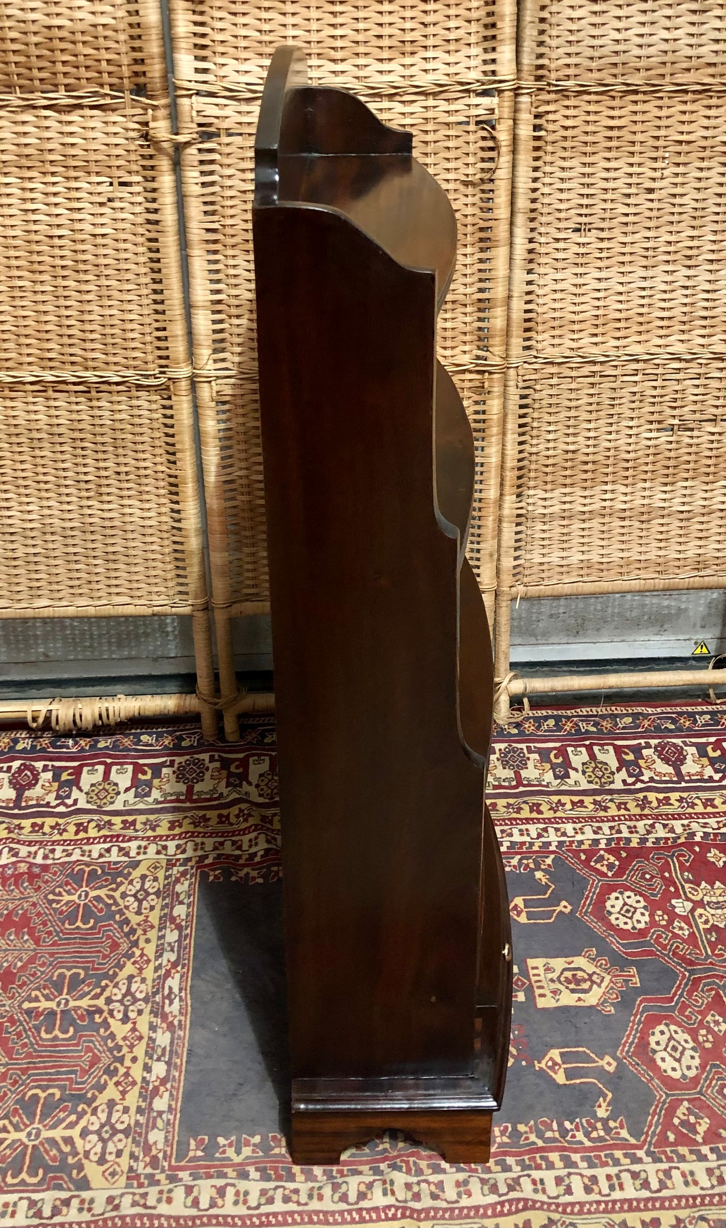 000641.... Handsome Vintage Mahogany Bookcase