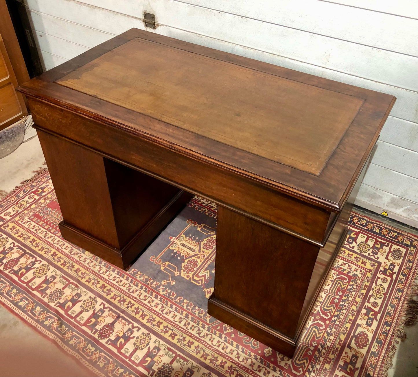 000639....Handsome Antique Walnut Pedestal Desk With Nine Drawers