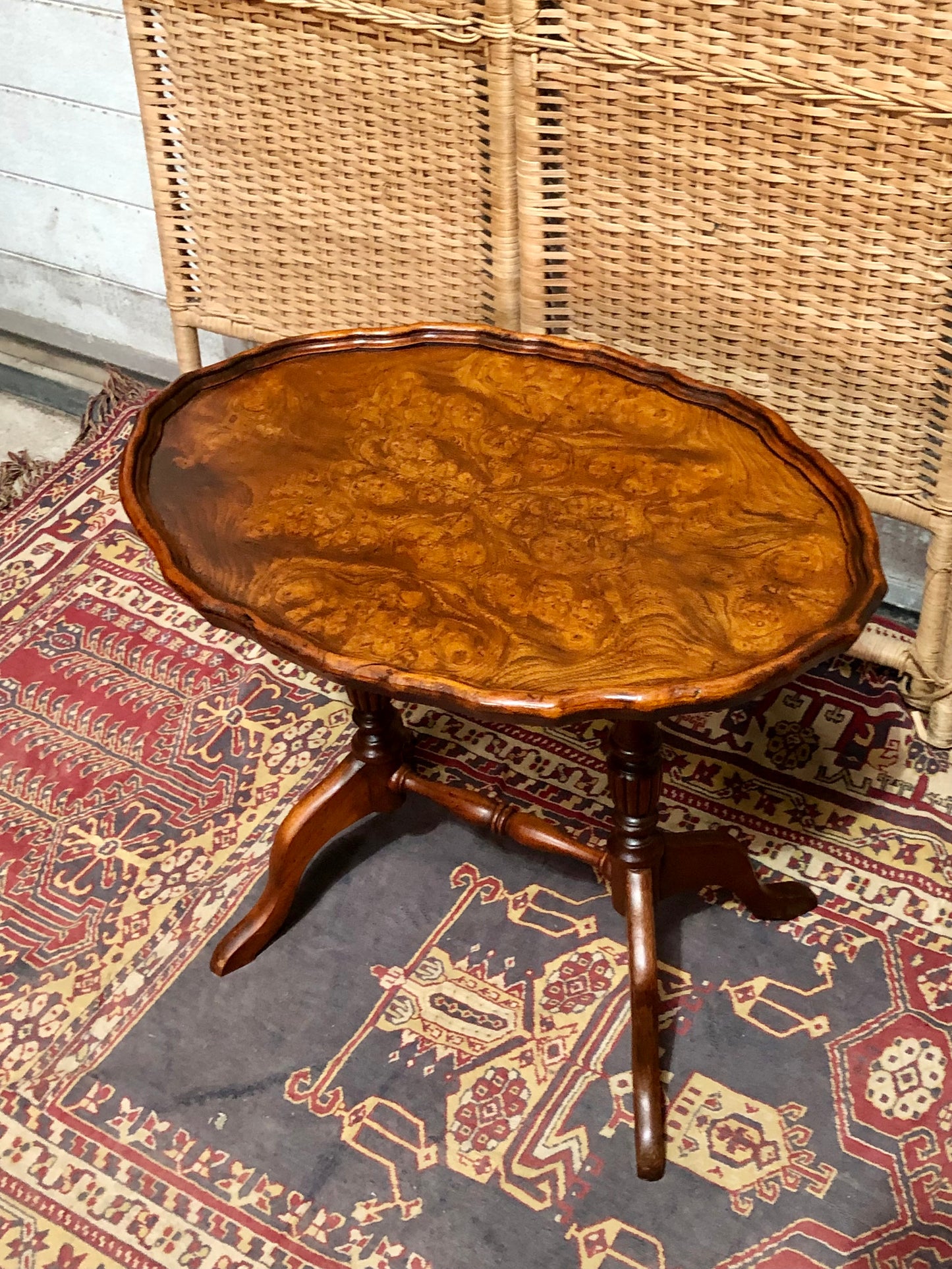 000631....Handsome Vintage Burl Wood Occasional Table From " Brights Of Nettlebed "