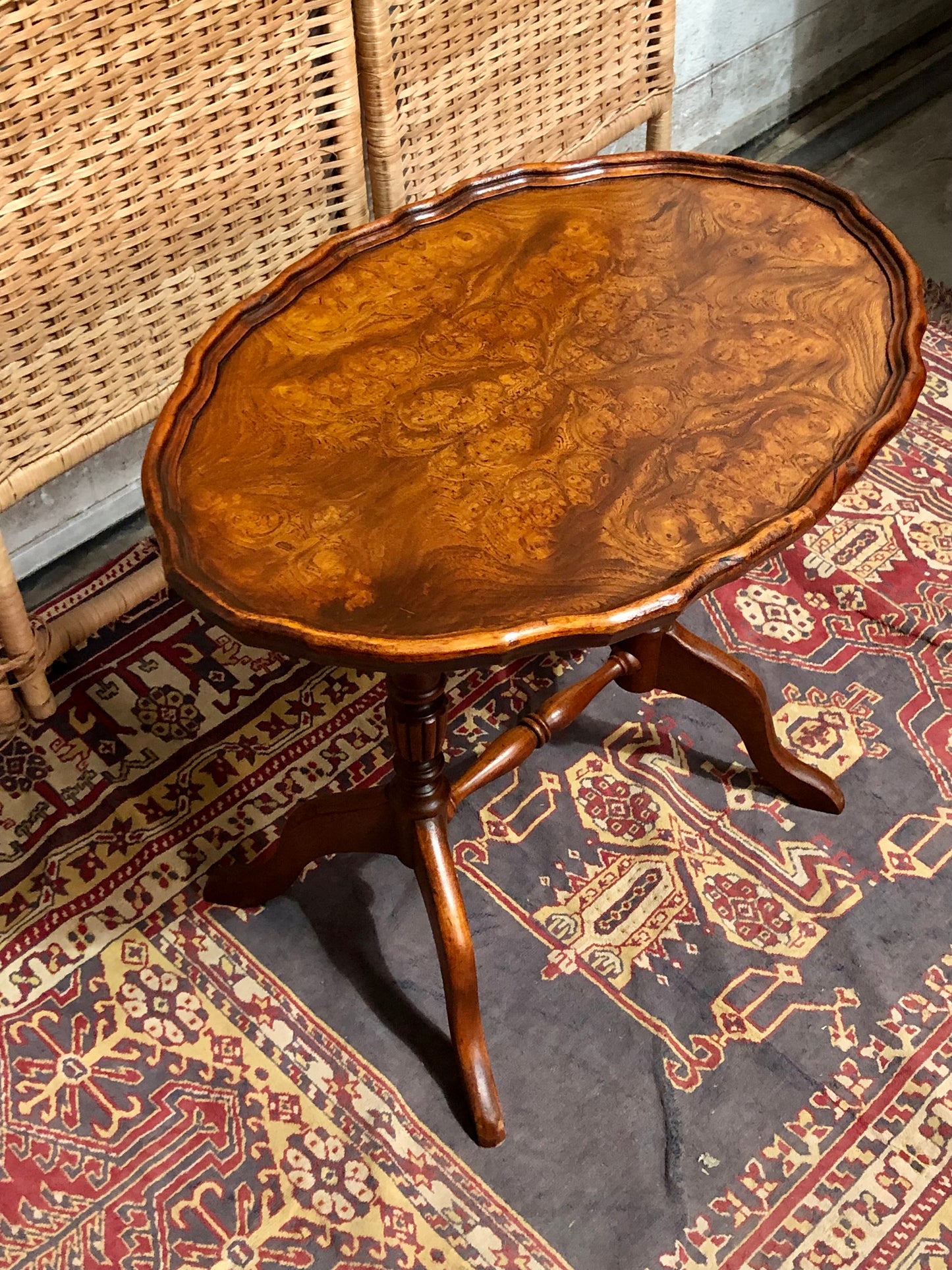 000631....Handsome Vintage Burl Wood Occasional Table From " Brights Of Nettlebed "