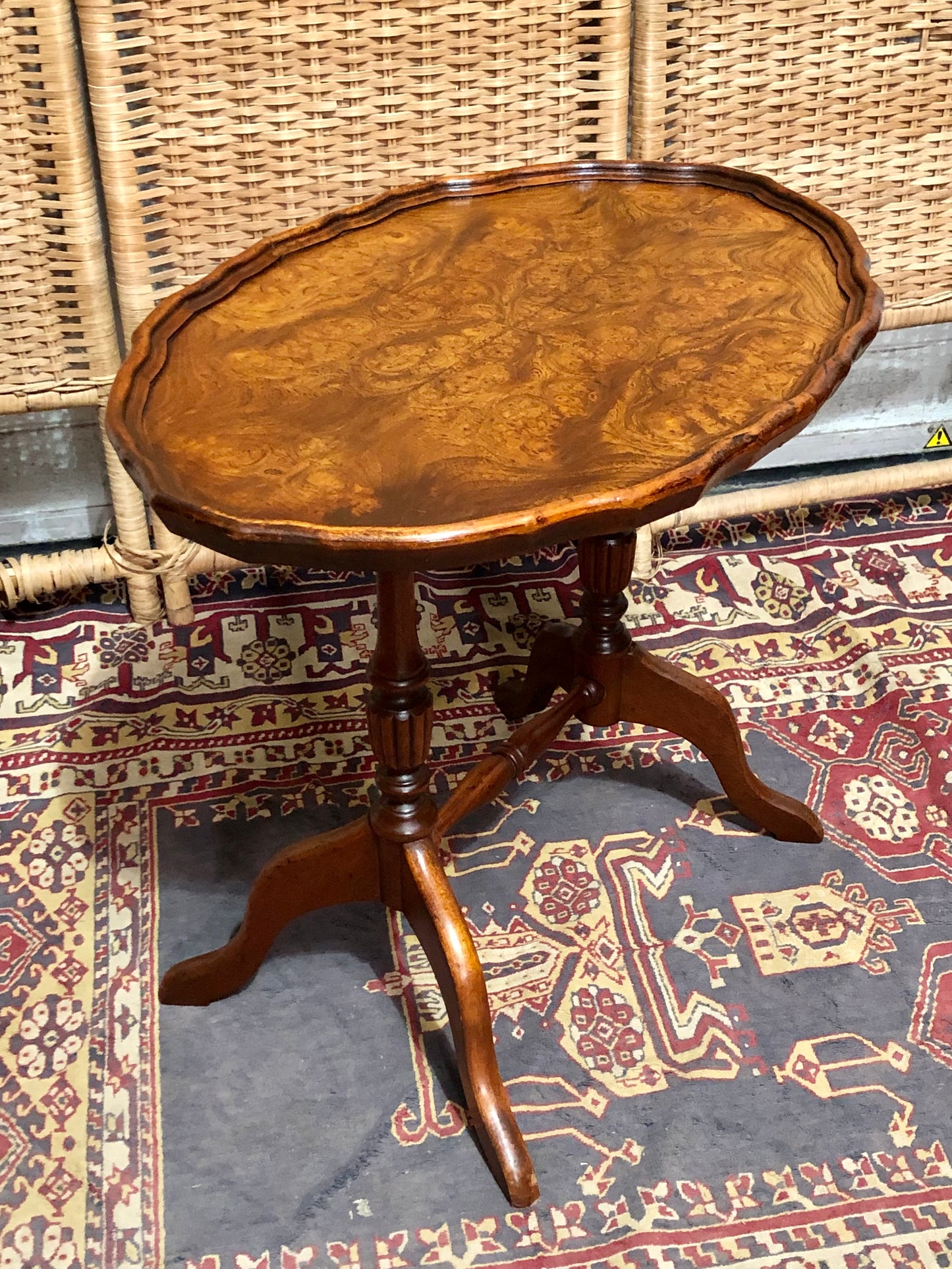 000631....Handsome Vintage Burl Wood Occasional Table From " Brights Of Nettlebed "