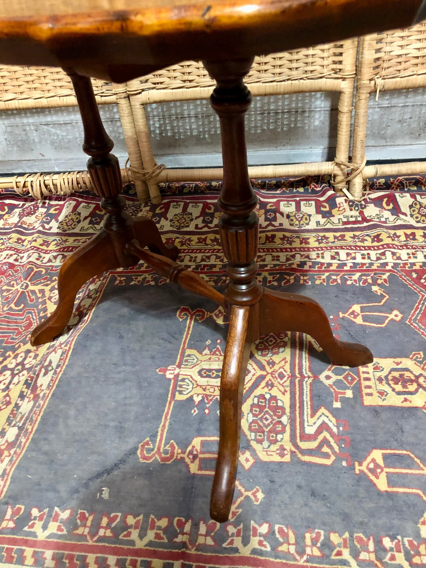 000631....Handsome Vintage Burl Wood Occasional Table From " Brights Of Nettlebed "