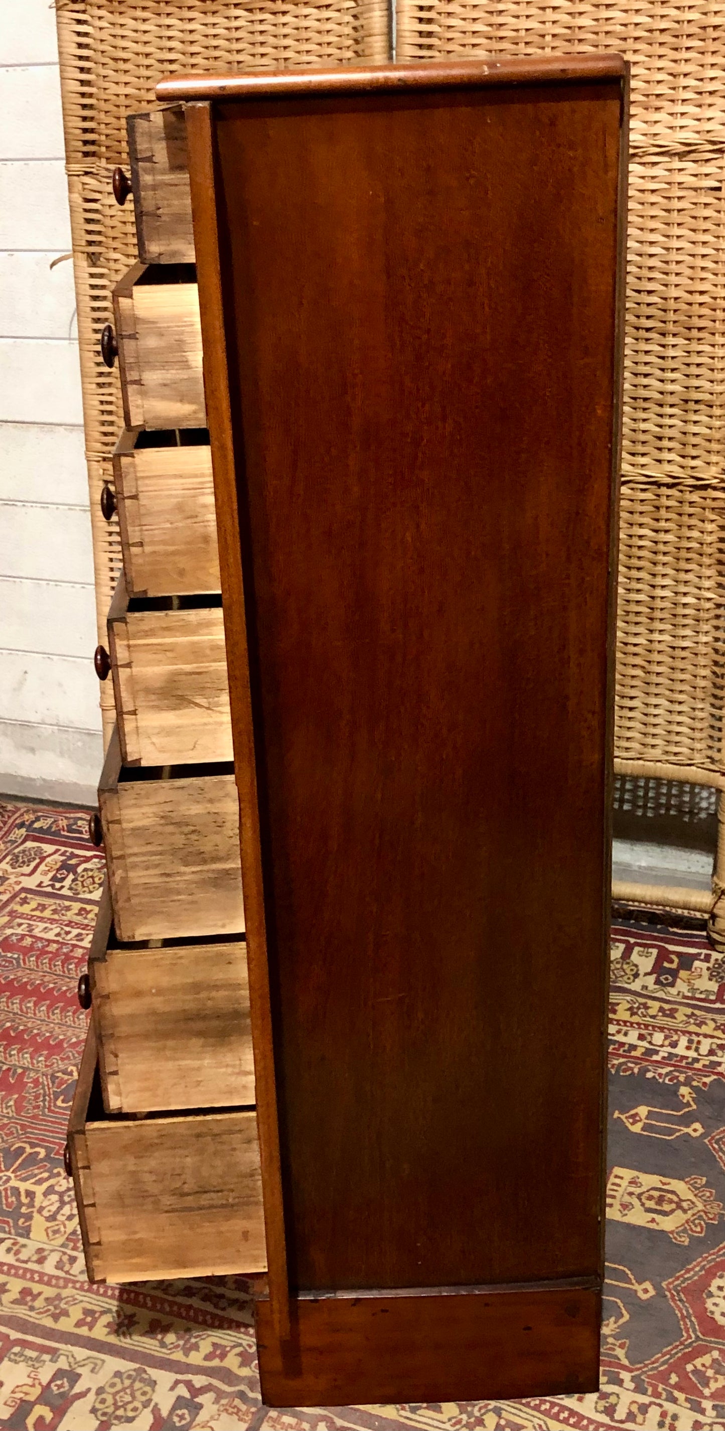 000625....Handsome Antique Double Fronted Wellington/Collectors Chest Of Fourteen Drawers