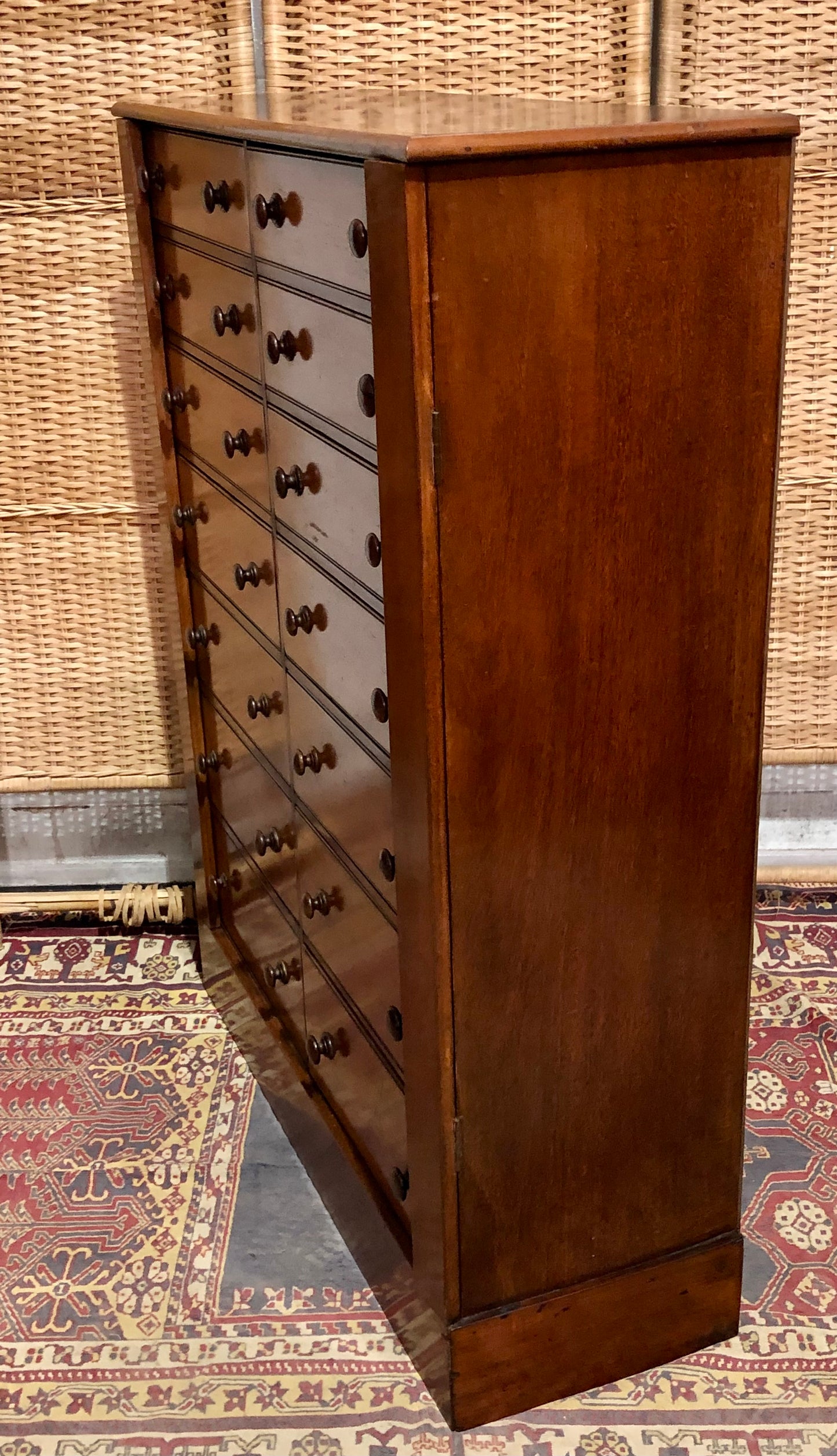 000625....Handsome Antique Double Fronted Wellington/Collectors Chest Of Fourteen Drawers