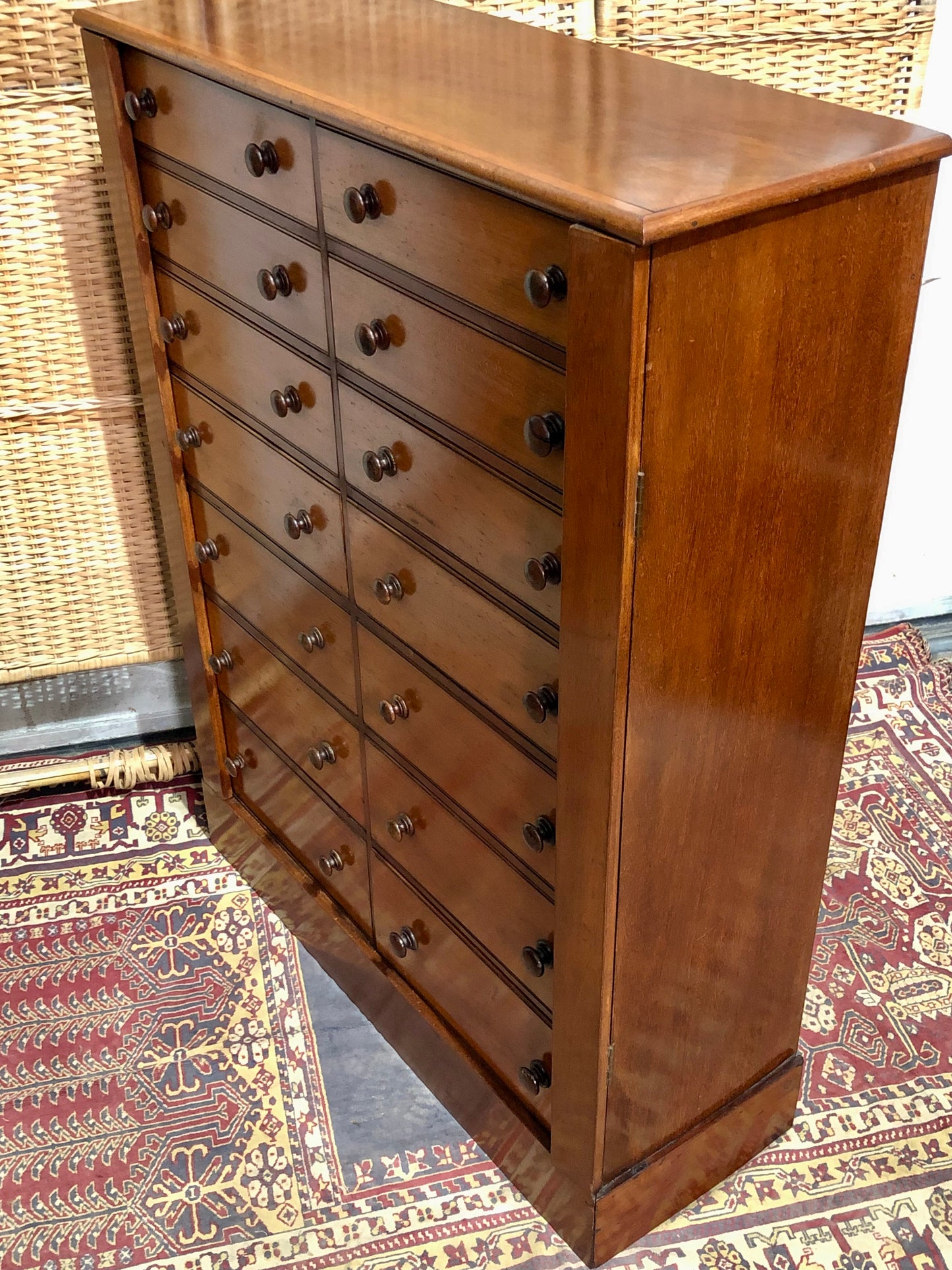 000625....Handsome Antique Double Fronted Wellington/Collectors Chest Of Fourteen Drawers