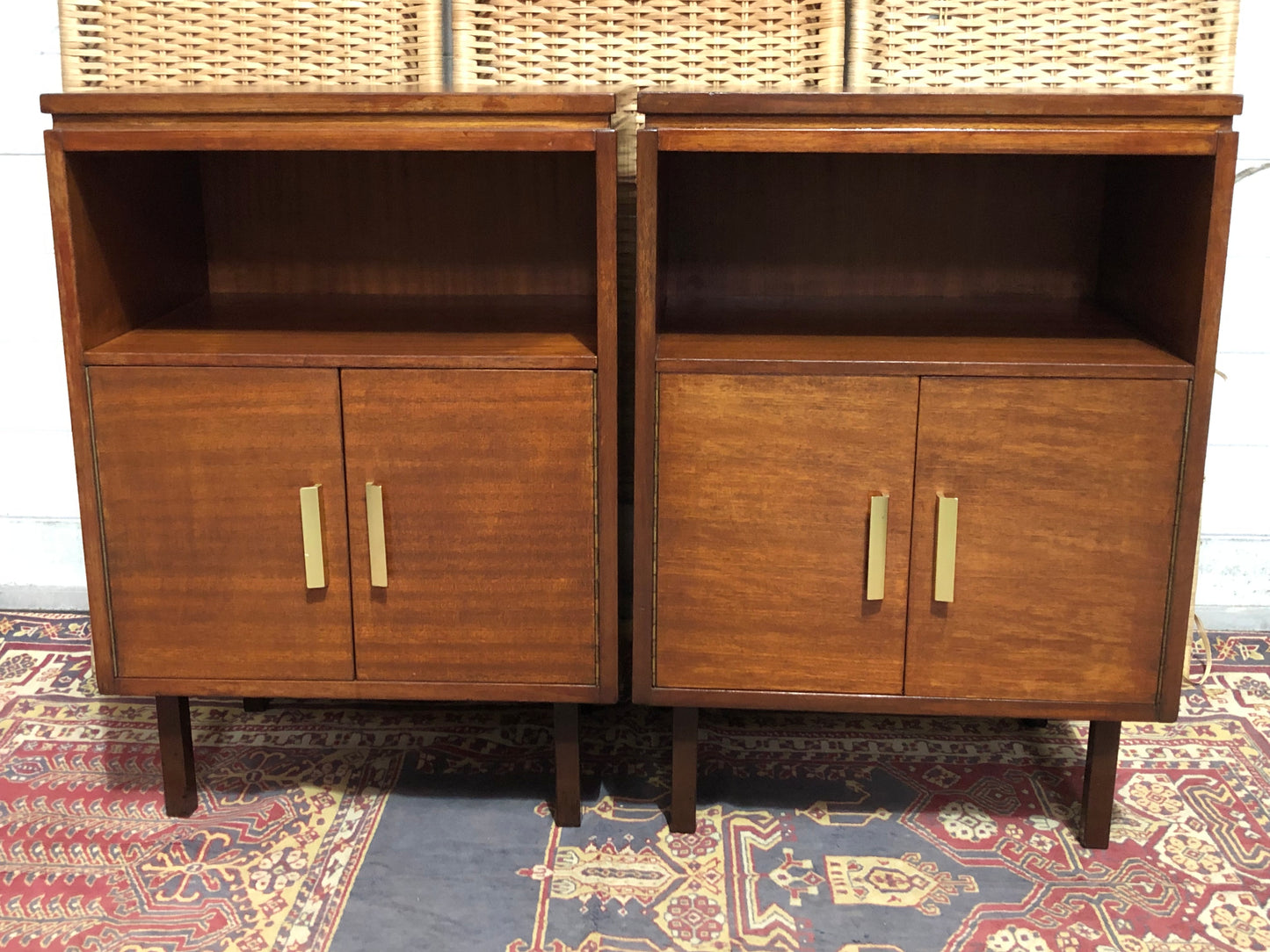000594....Handsome Pair Of Mahogany Retro Bedside Tables