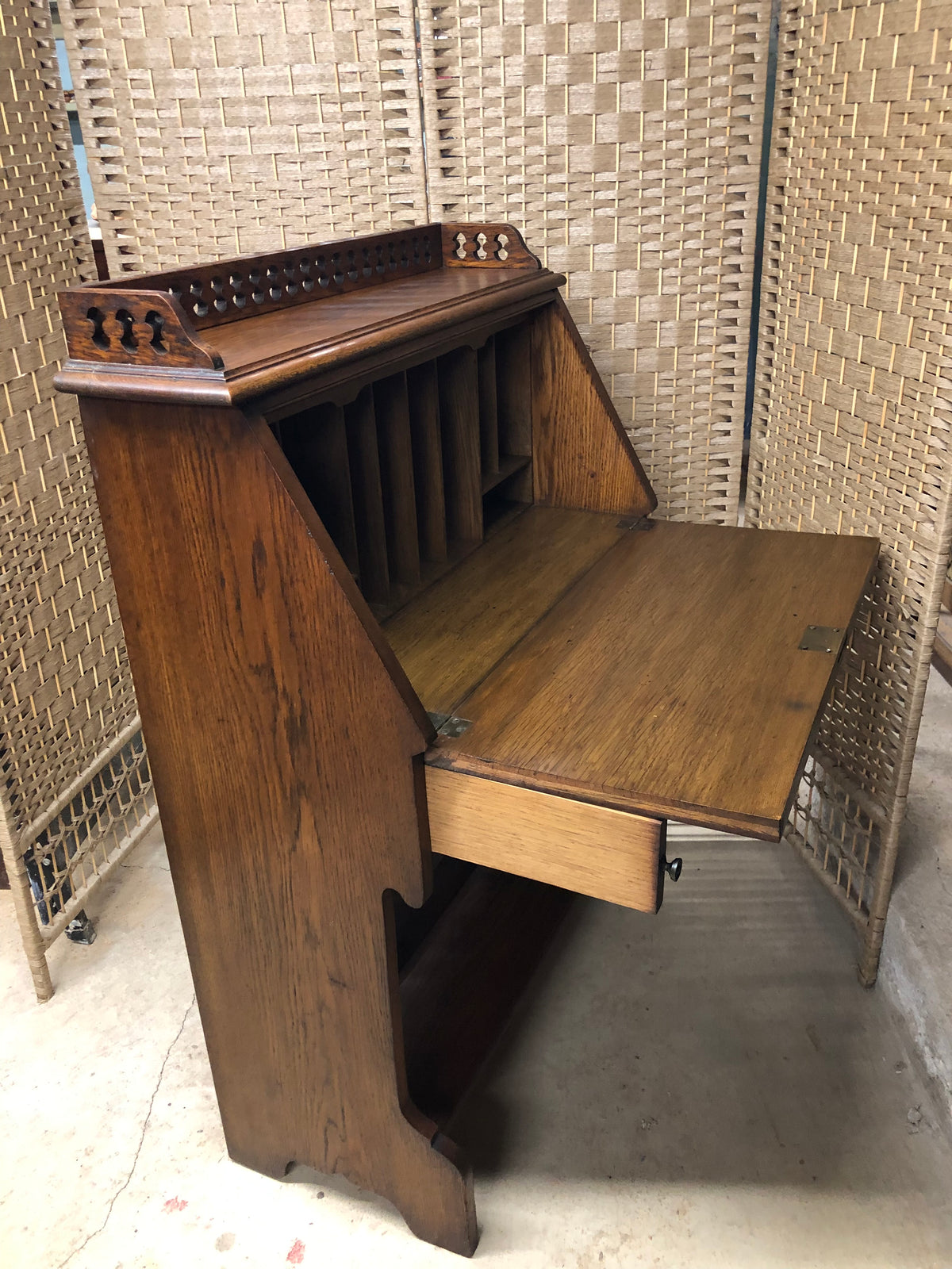 000494....Handsome Arts And Crafts Oak Bureau With Bookshelves