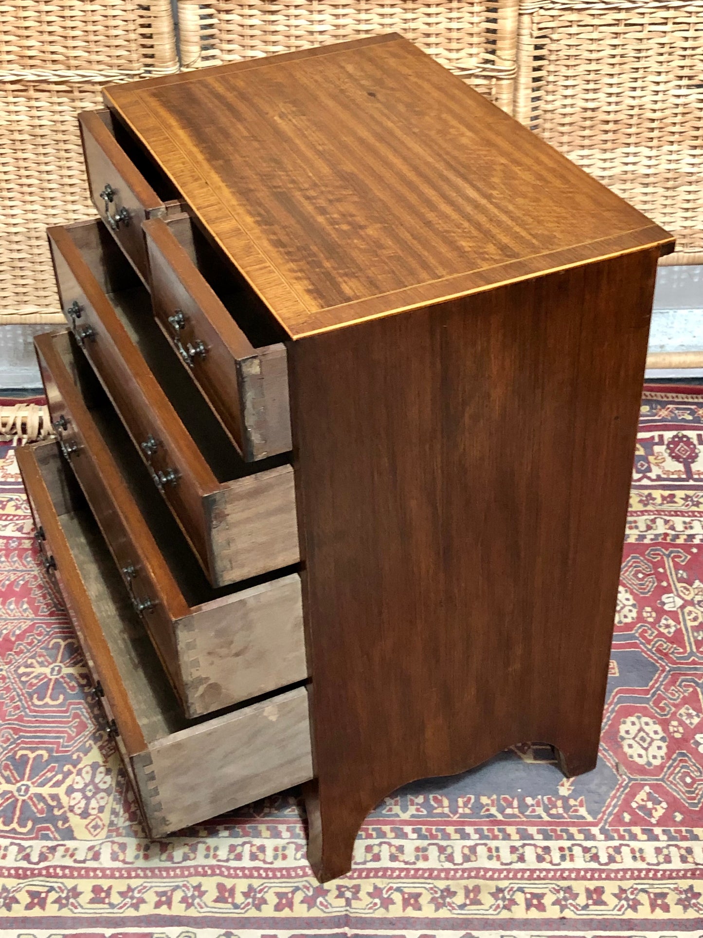 000620....Handsome Small Vintage Mahogany Chest Of Drawers