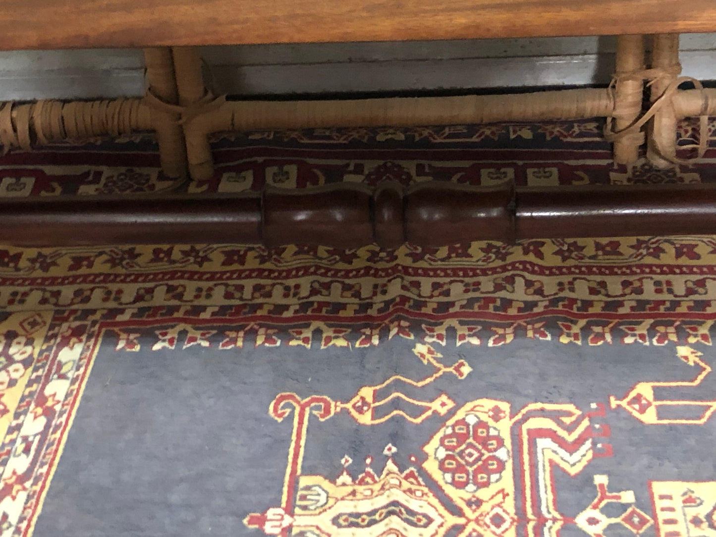 000615....Handsome Antique Mahogany Coffee Table