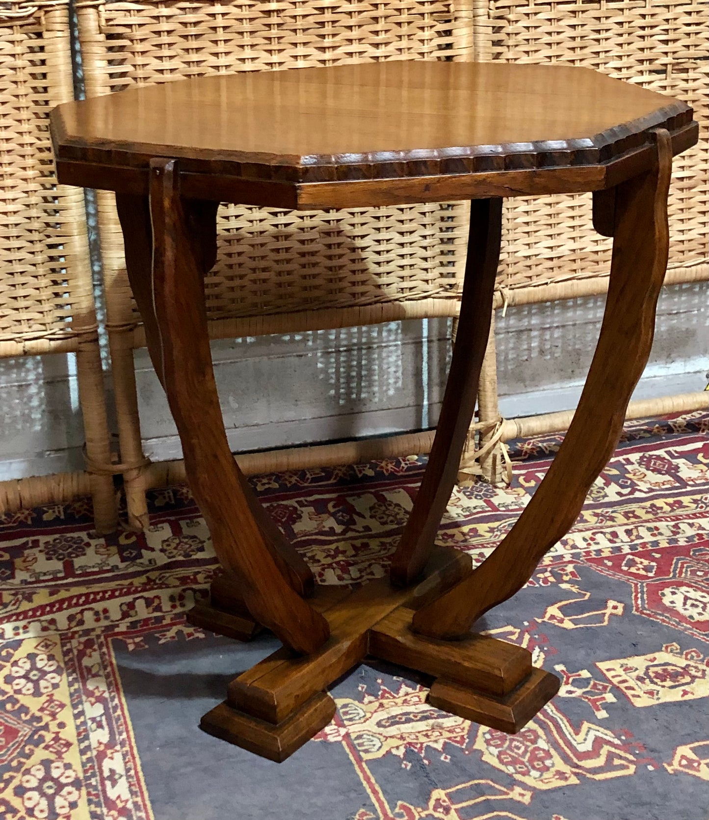 000614....Handsome Art Deco Oak Coffee Table