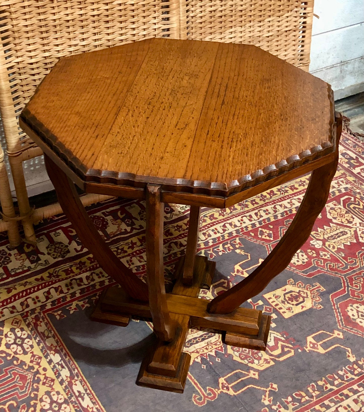 000614....Handsome Art Deco Oak Coffee Table