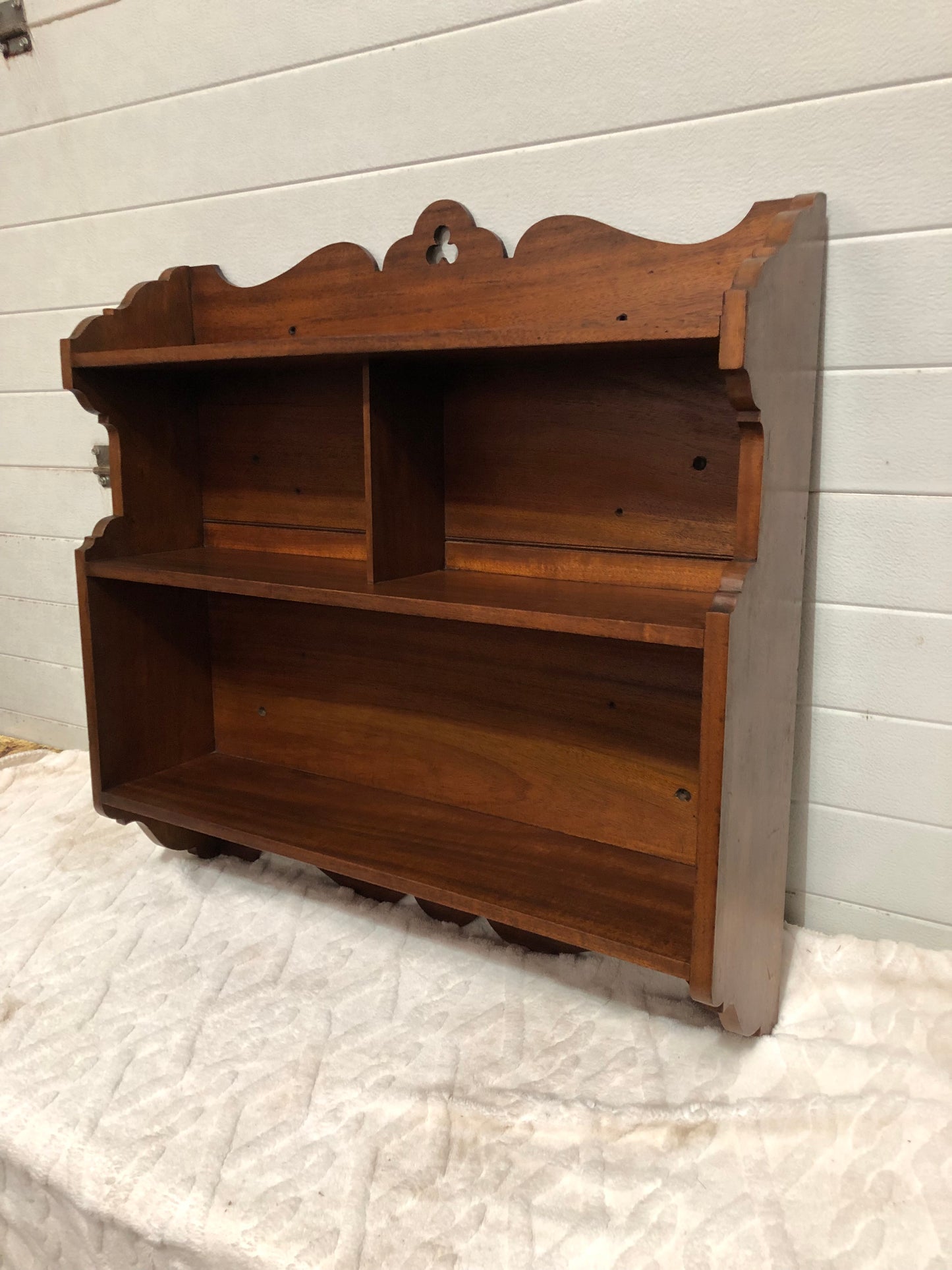 000608....Handsome Vintage Arts And Crafts Mahogany Wall Shelves