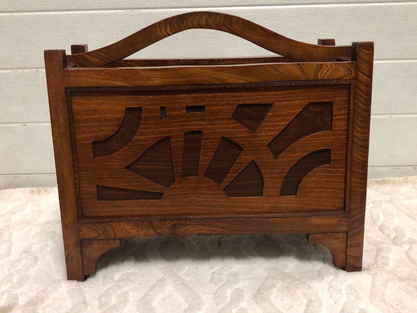 000607....Handsome Art Deco Magazine/Record Rack