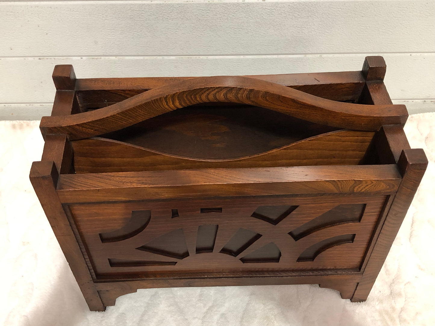 000607....Handsome Art Deco Magazine/Record Rack