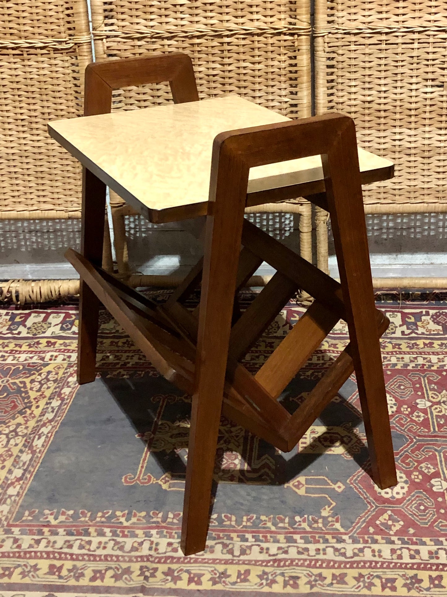 000590....Handsome Retro Teak Table With Magazine Rack
