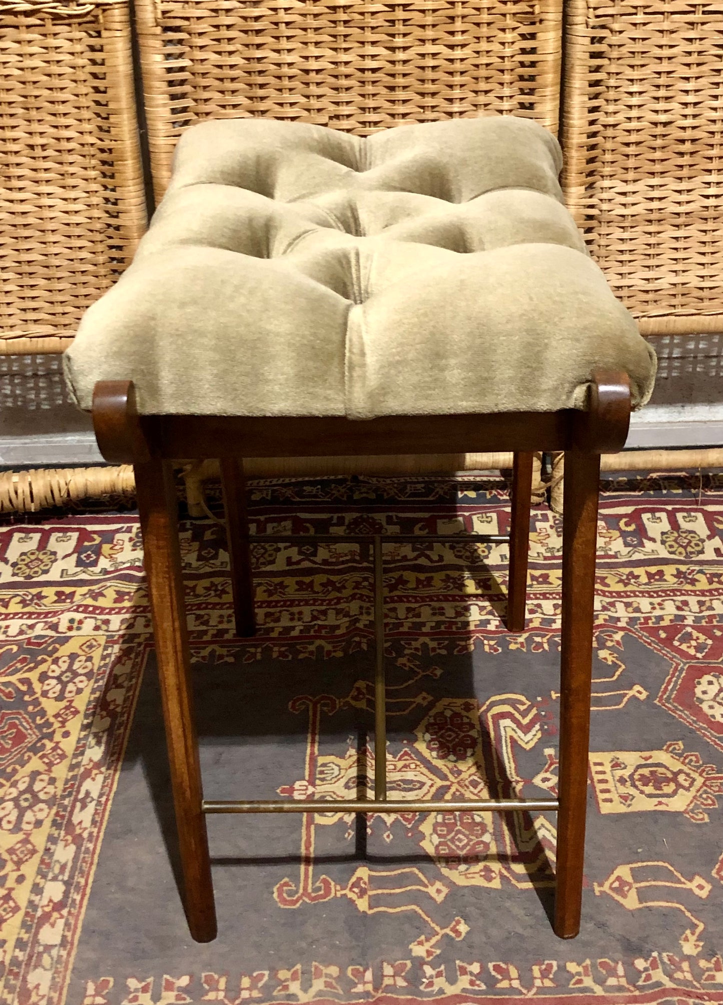 000589....Handsome Retro Teak Stool