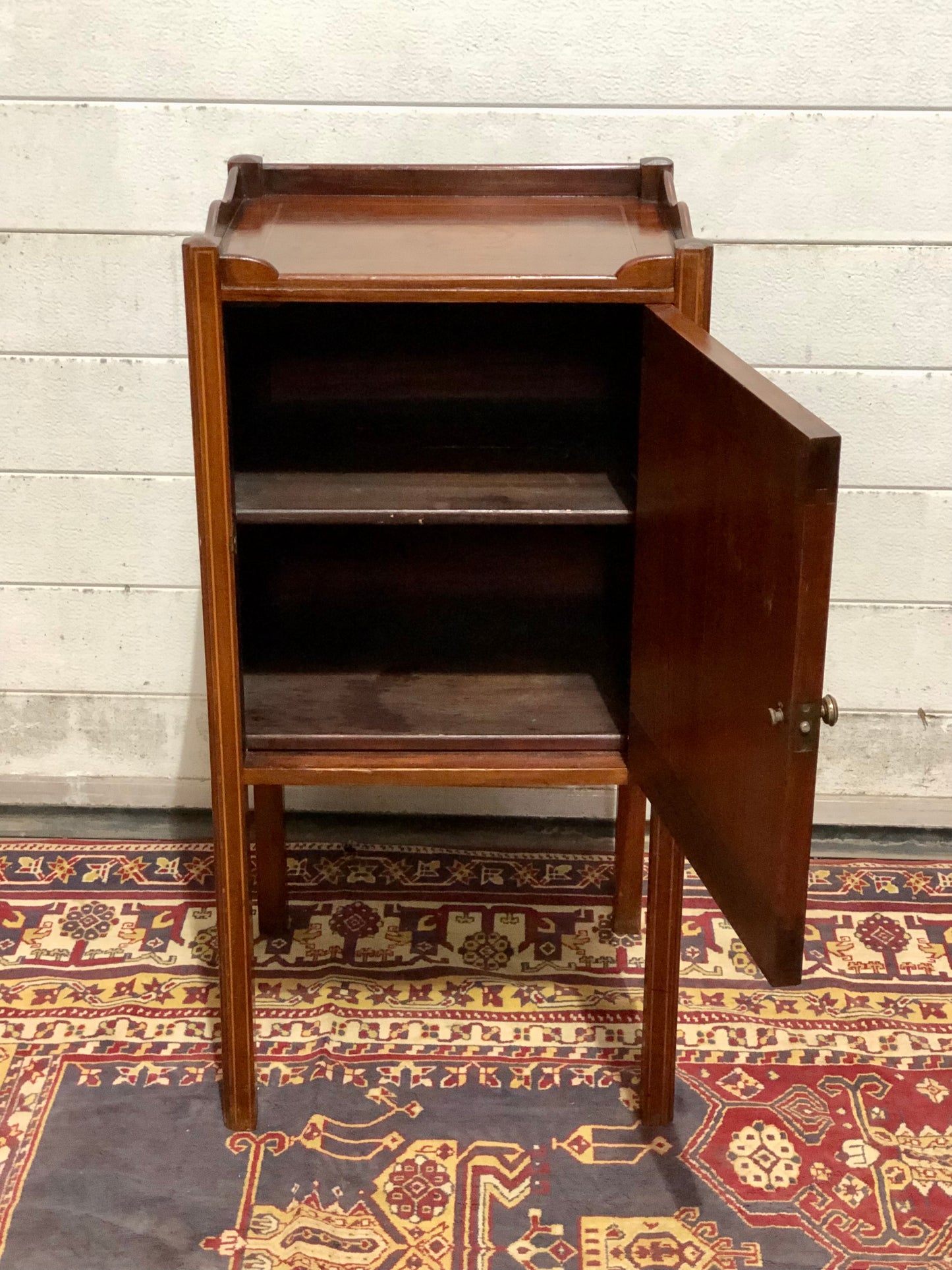 000740....Handsome Sheraton Revival Edwardian Bedside Table / Nightstand ( sold )