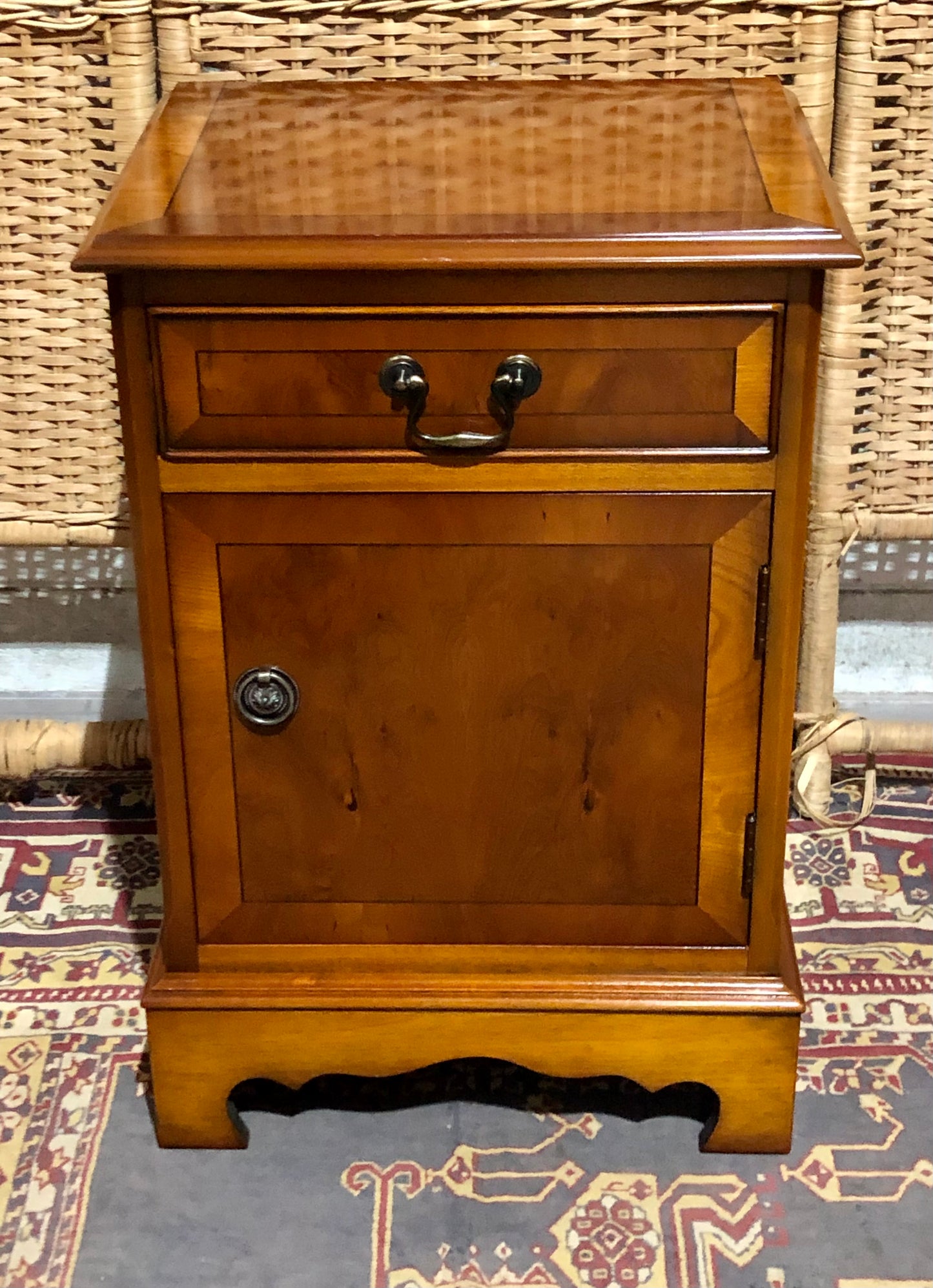 000587....Handsome Pair Of Vintage Yew Bedside Tables