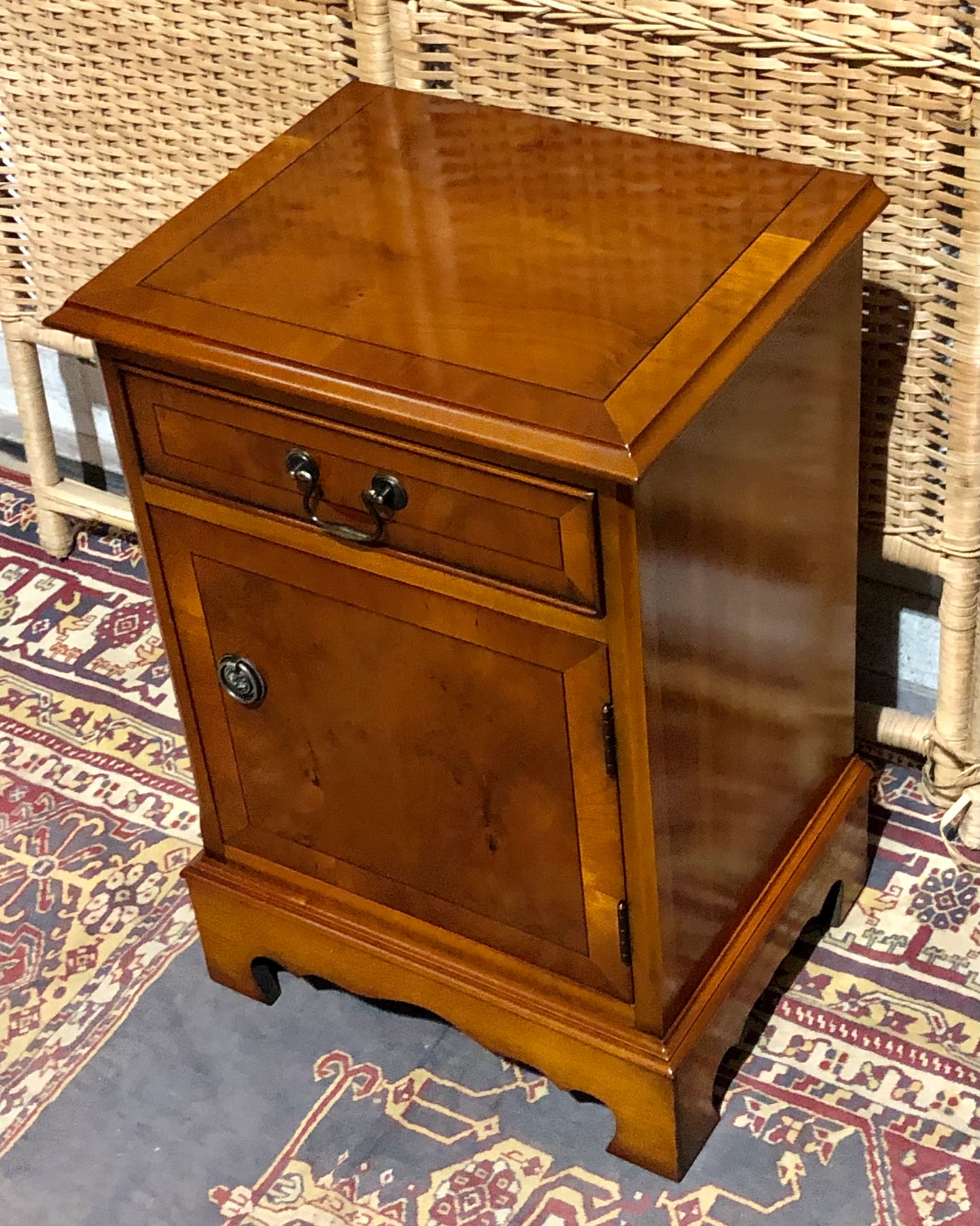 000587....Handsome Pair Of Vintage Yew Bedside Tables