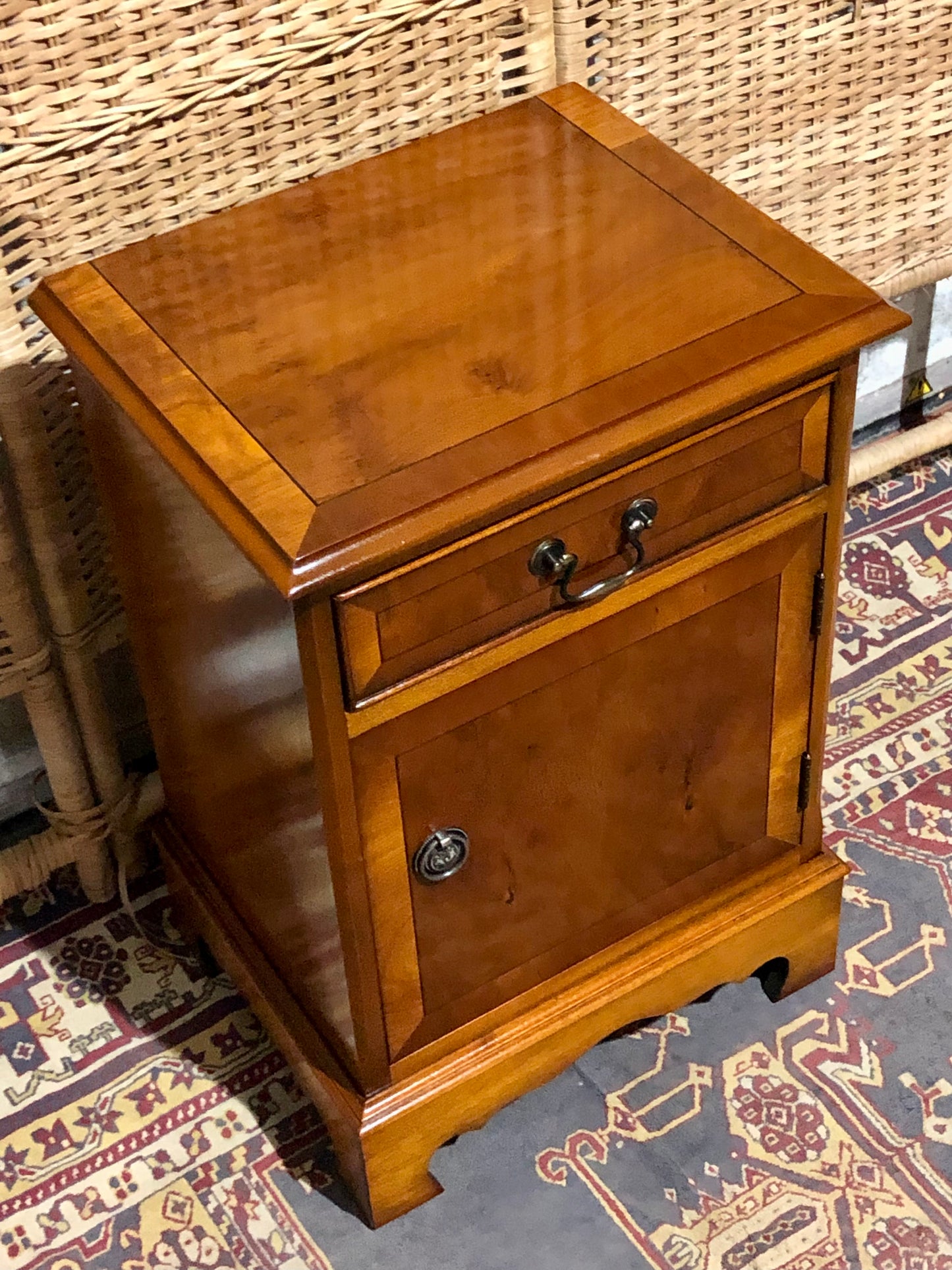 000587....Handsome Pair Of Vintage Yew Bedside Tables