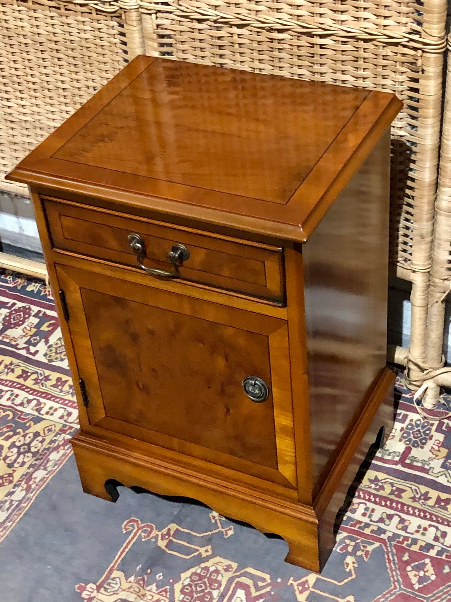000587....Handsome Pair Of Vintage Yew Bedside Tables