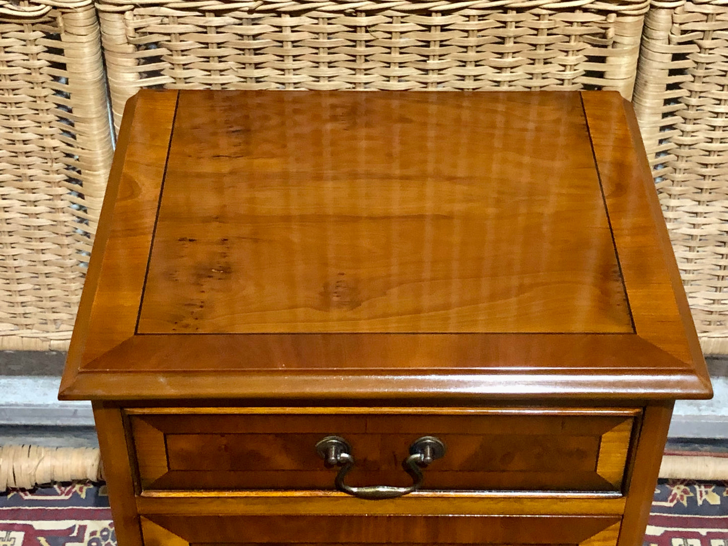 000587....Handsome Pair Of Vintage Yew Bedside Tables