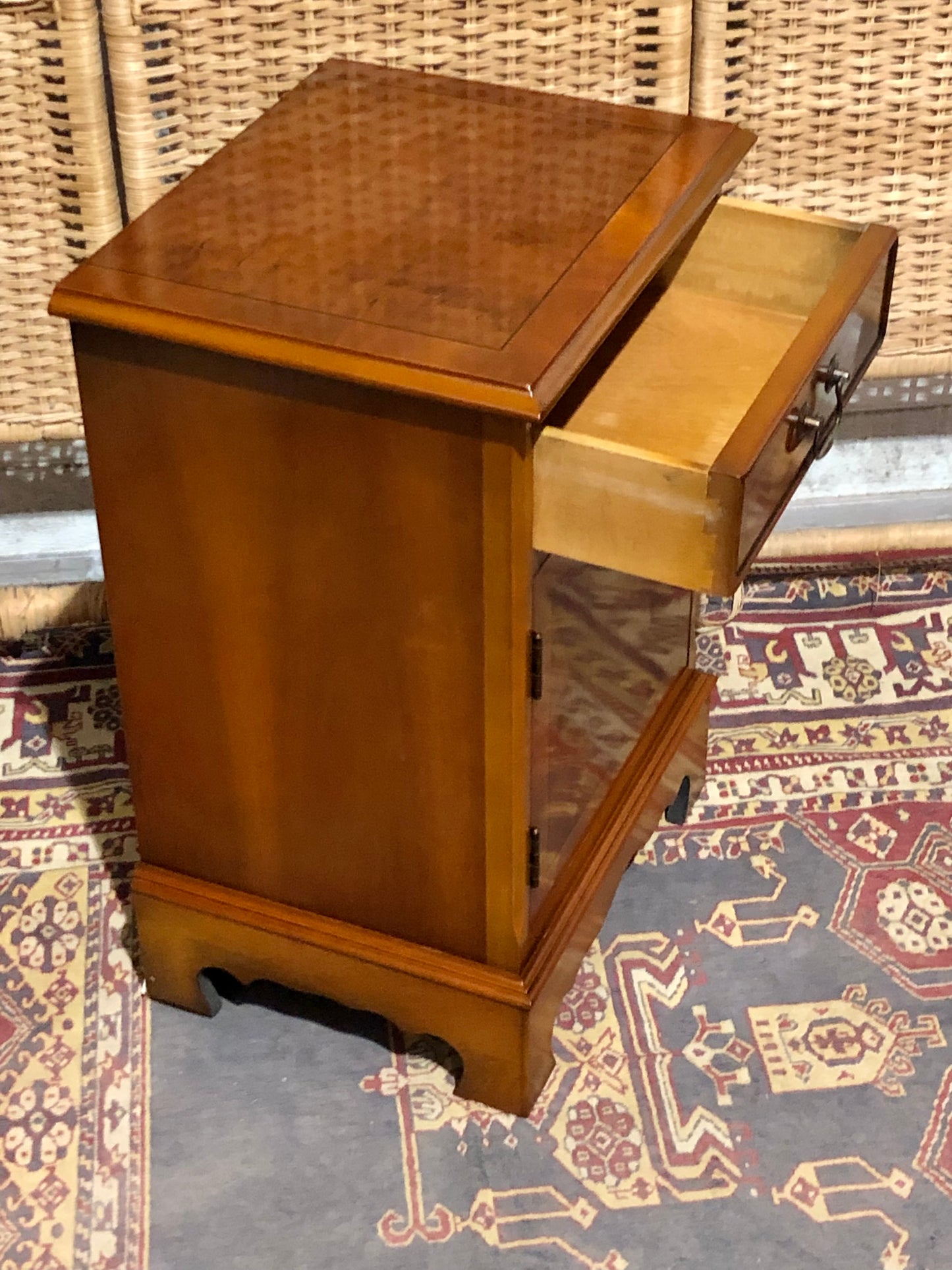 000587....Handsome Pair Of Vintage Yew Bedside Tables