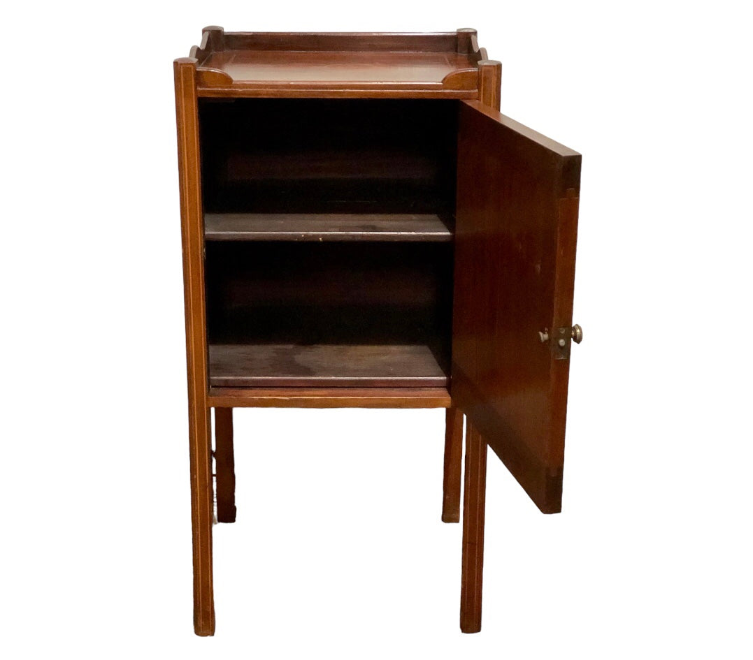 000740....Handsome Sheraton Revival Edwardian Bedside Table / Nightstand ( sold )
