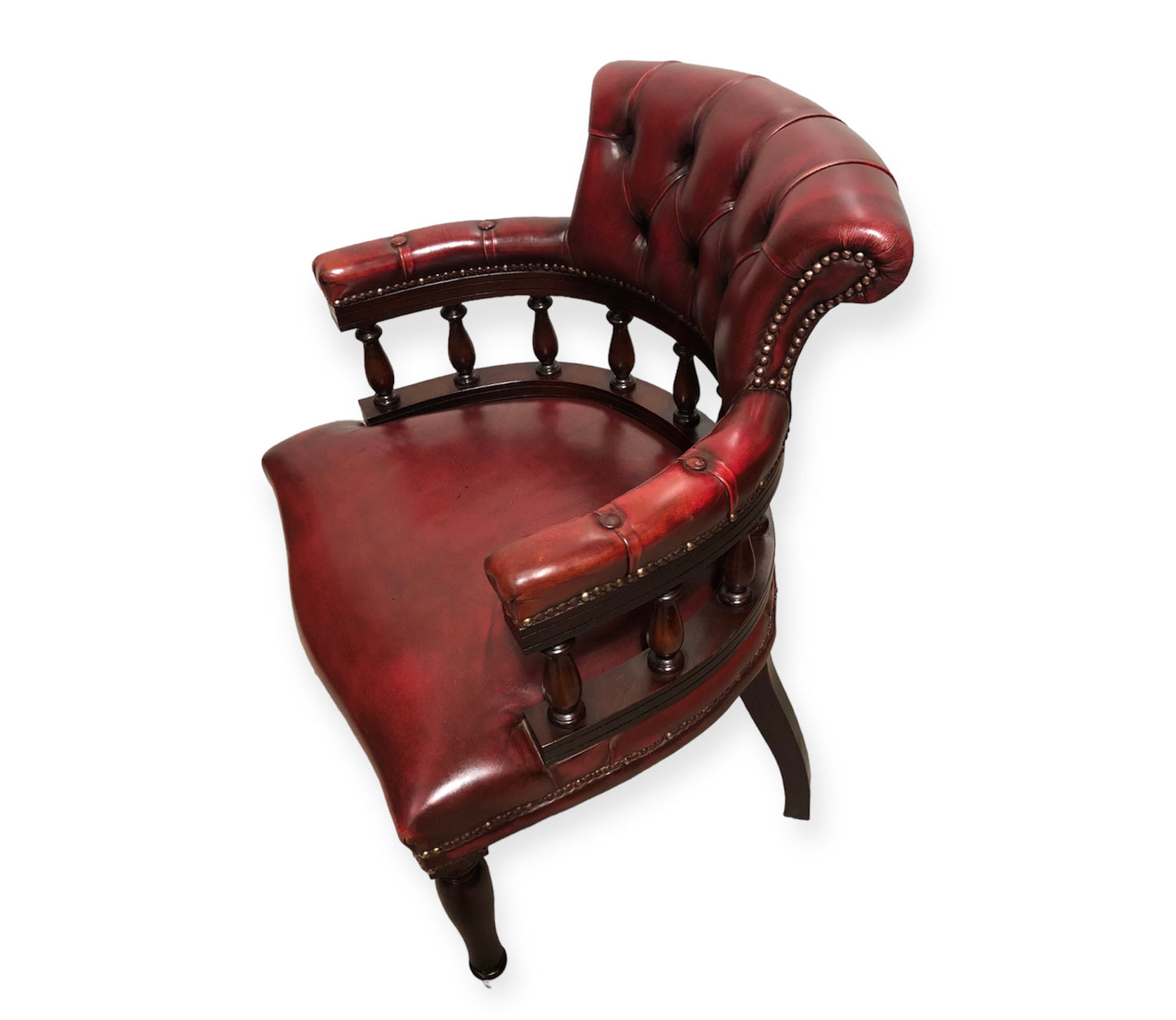 000724....Handsome Vintage Leather Chesterfield Style Captains Desk Chair ( sold )