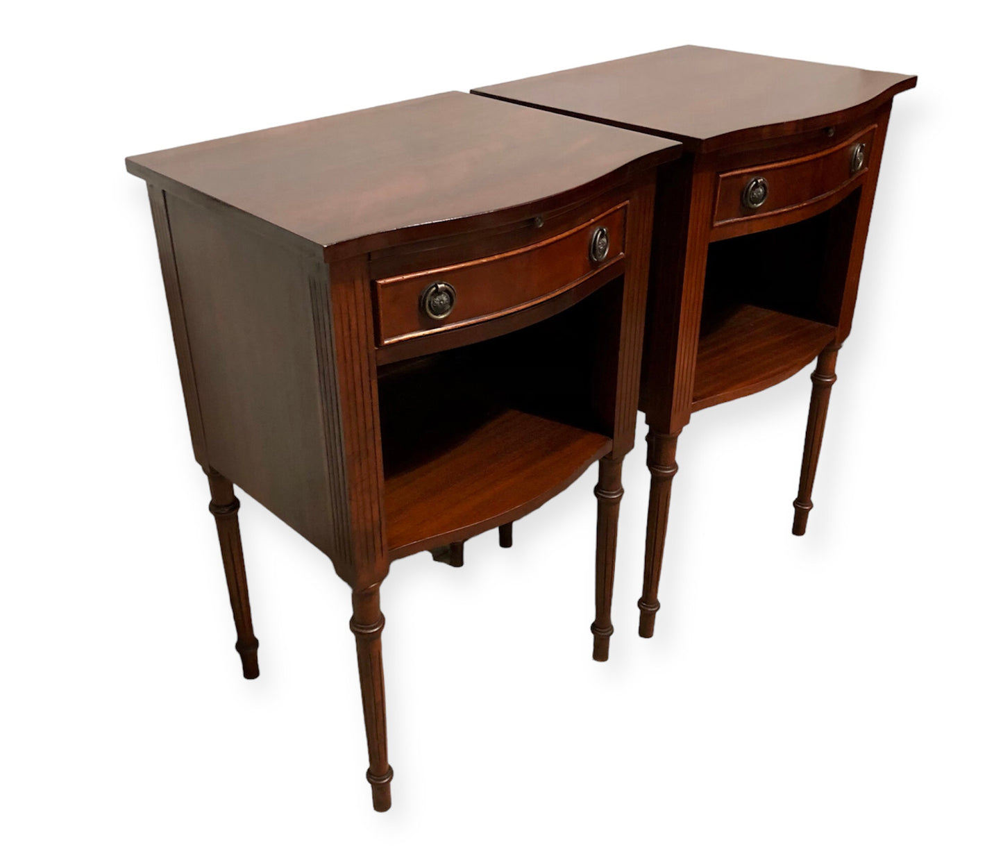 000710...Handsome Pair Of Vintage Mahogany Bedside Tables / Lamp Tables ( sold )