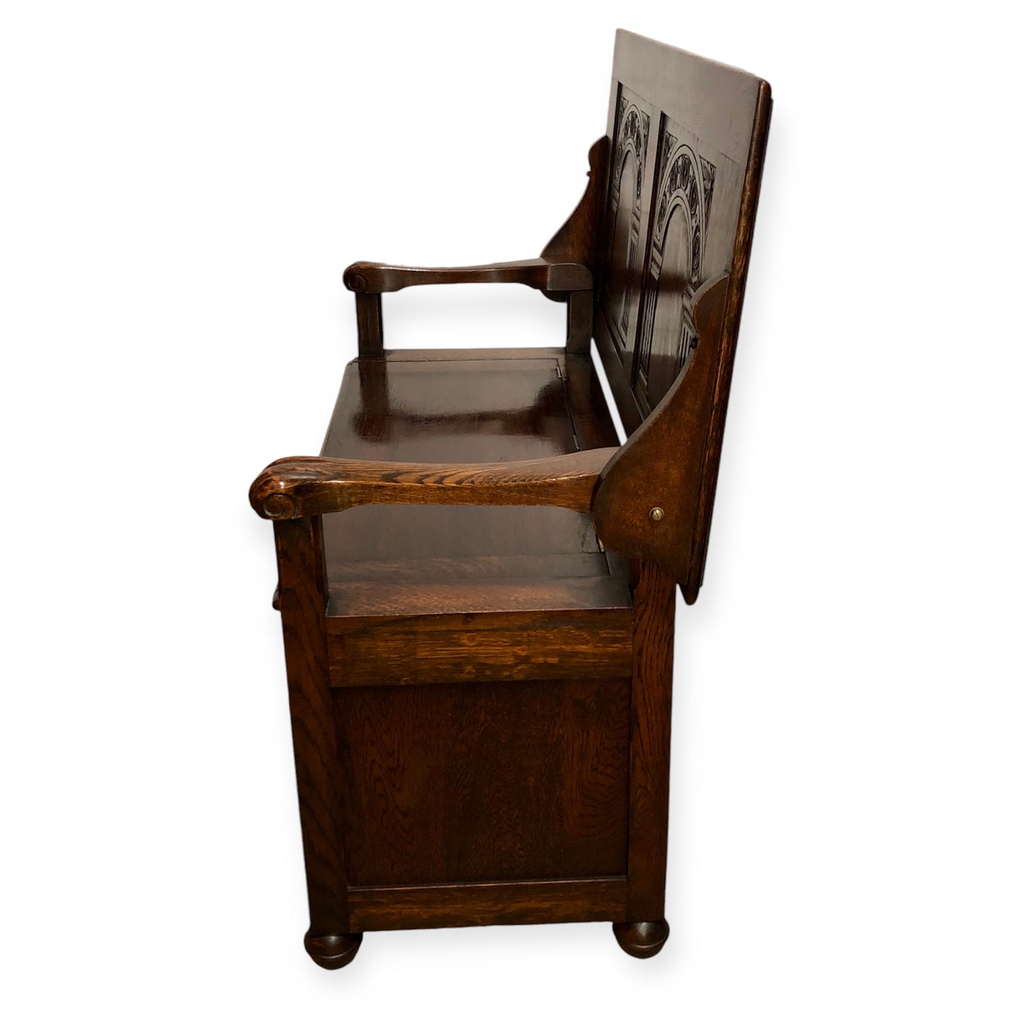 000699....Handsome Carved Oak Monks Bench / Hall Seat ( sold )