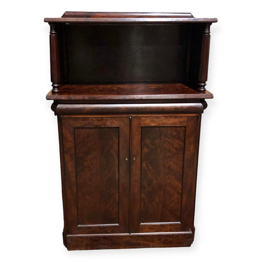 000681....Handsome Antique William IV Mahogany Chiffonier / Buffet