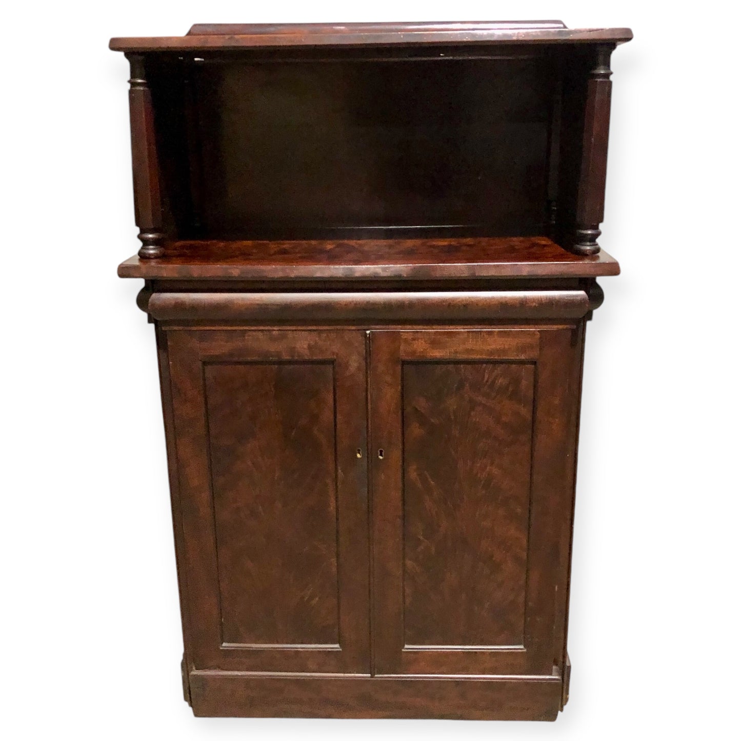 000681....Handsome Antique William IV Mahogany Chiffonier / Buffet