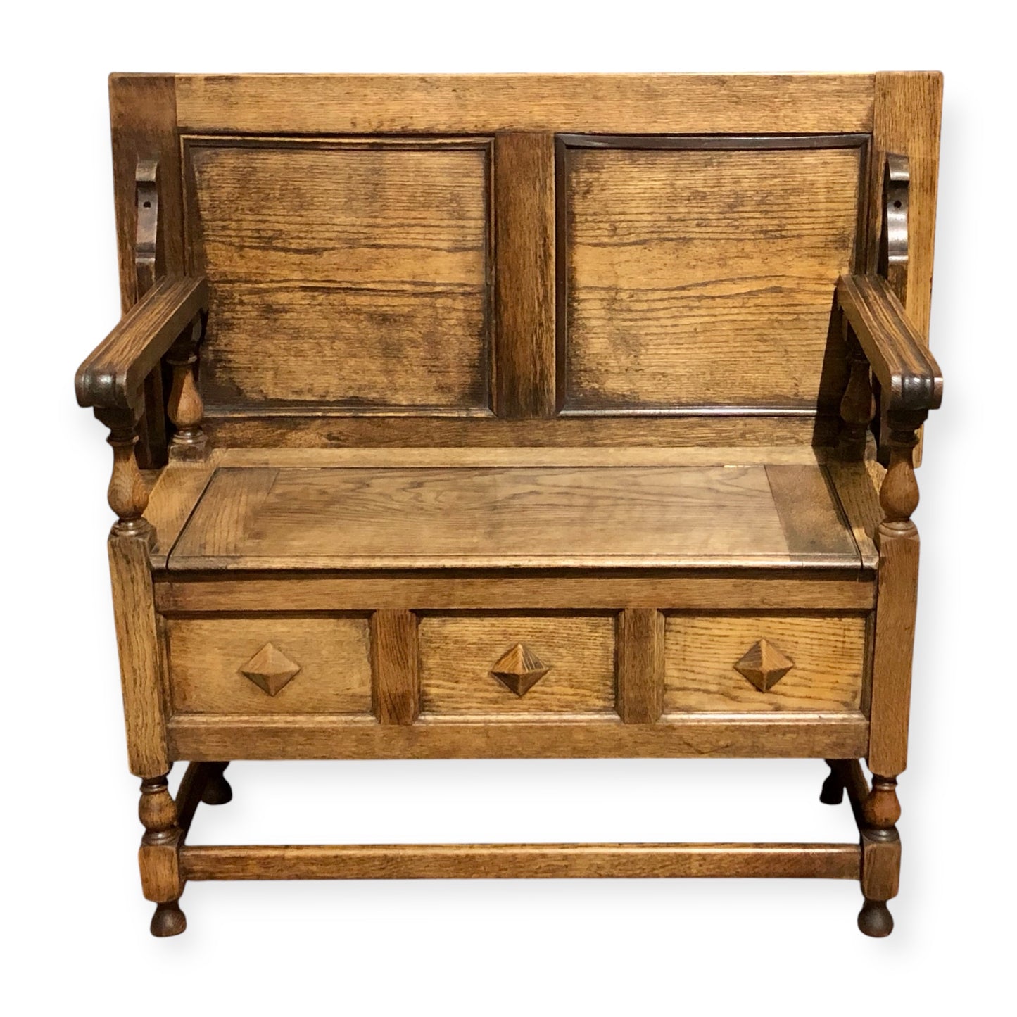 000670....Handsome Rustic Oak Monks Bench