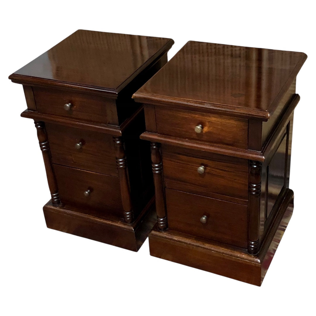 000638....Handsome Pair Of Vintage Bedside Chests ( sold )