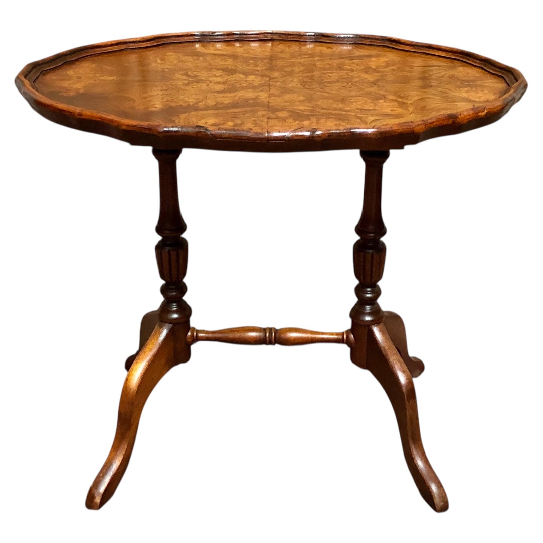 000631....Handsome Vintage Burl Wood Occasional Table From " Brights Of Nettlebed "