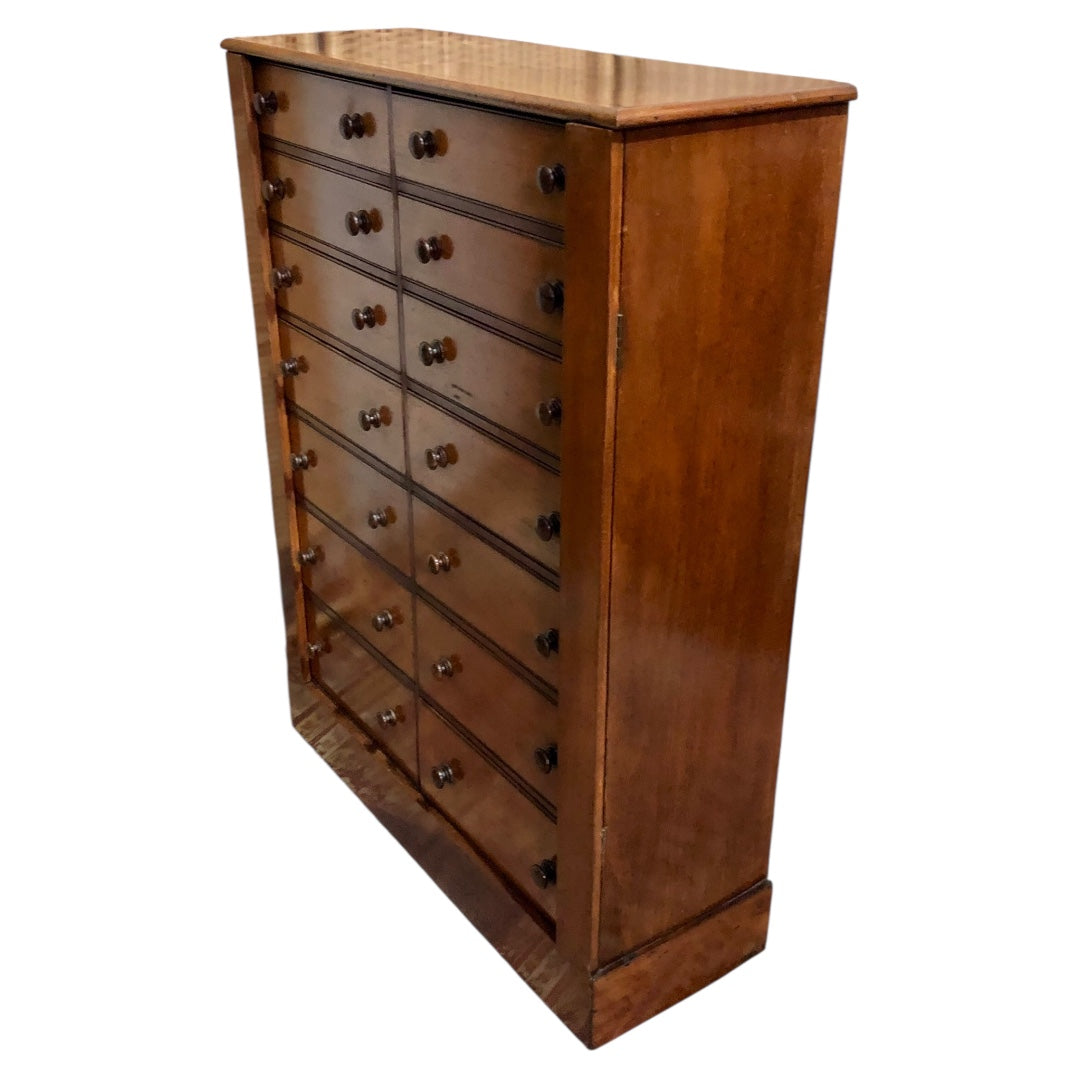 000625....Handsome Antique Double Fronted Wellington/Collectors Chest Of Fourteen Drawers