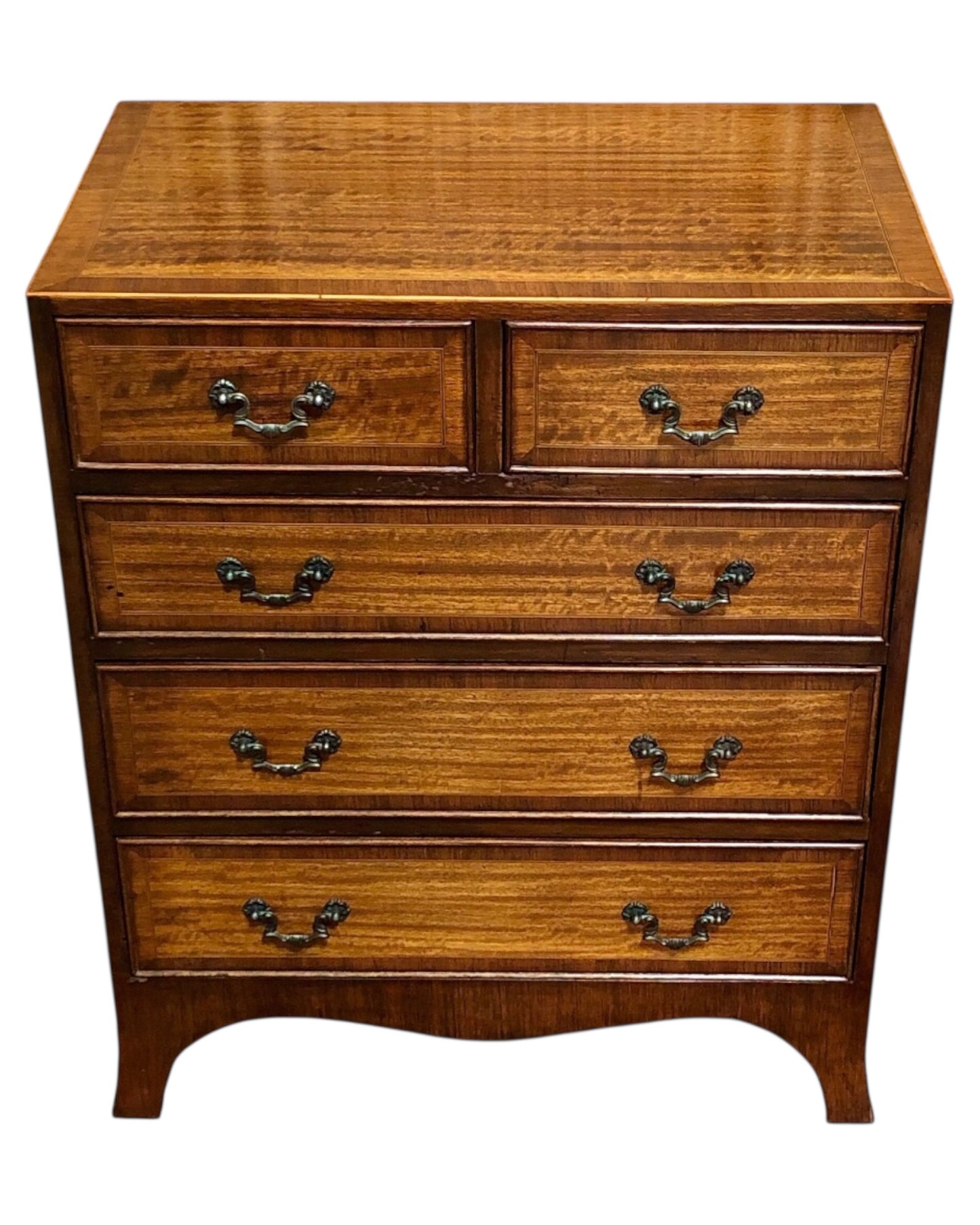 000620....Handsome Small Vintage Mahogany Chest Of Drawers