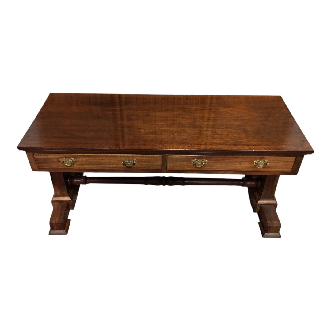 000615....Handsome Antique Mahogany Coffee Table