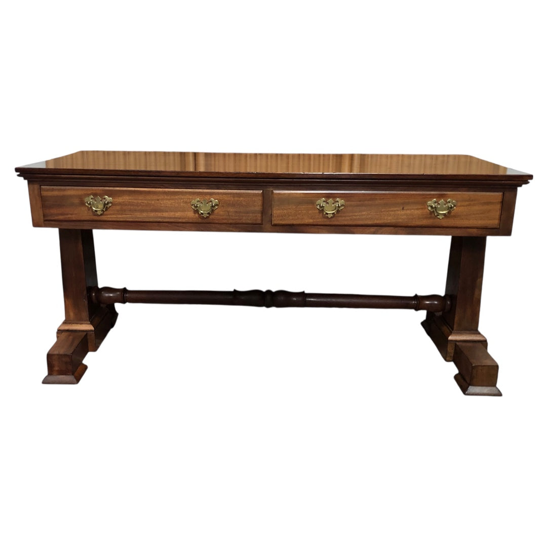 000615....Handsome Antique Mahogany Coffee Table