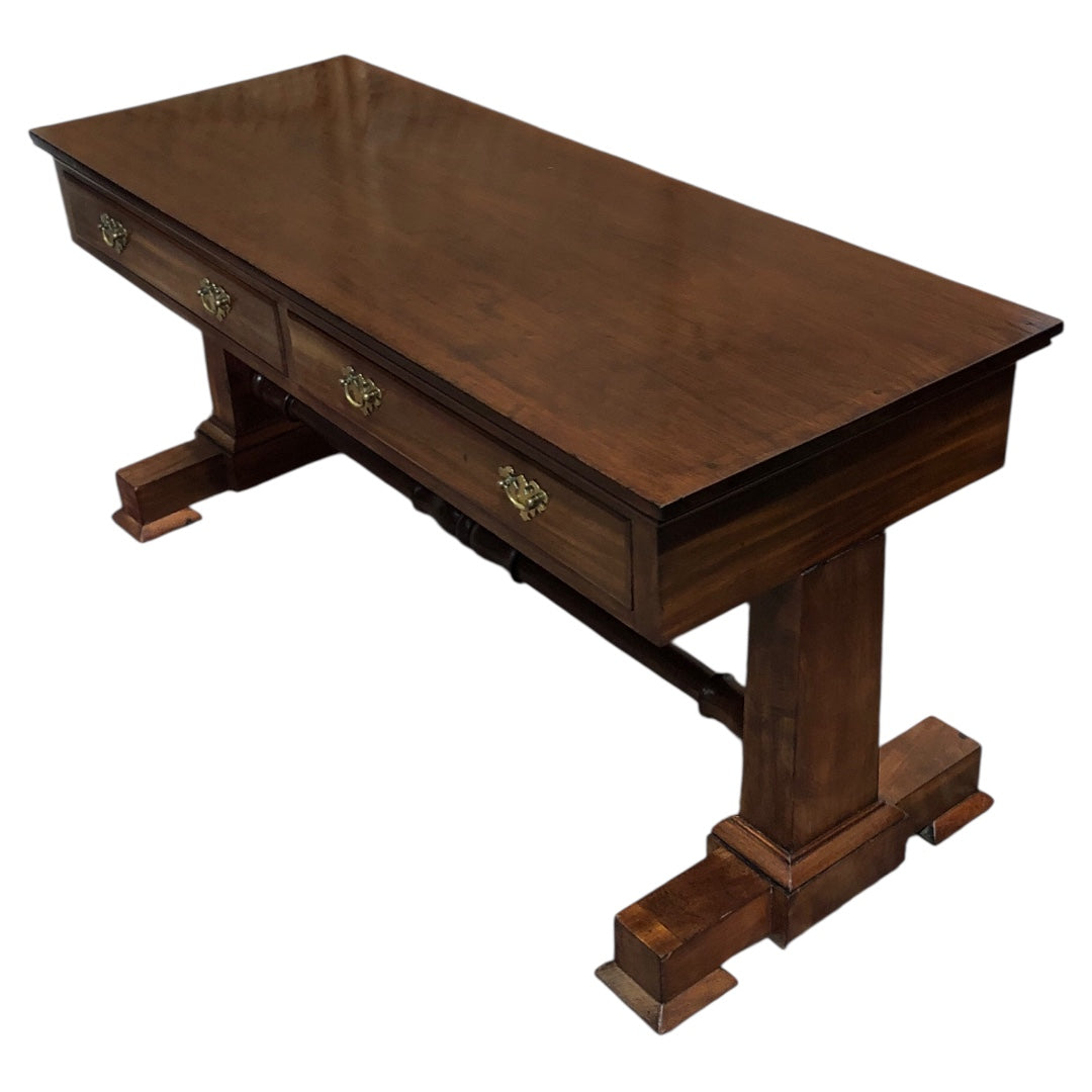 000615....Handsome Antique Mahogany Coffee Table