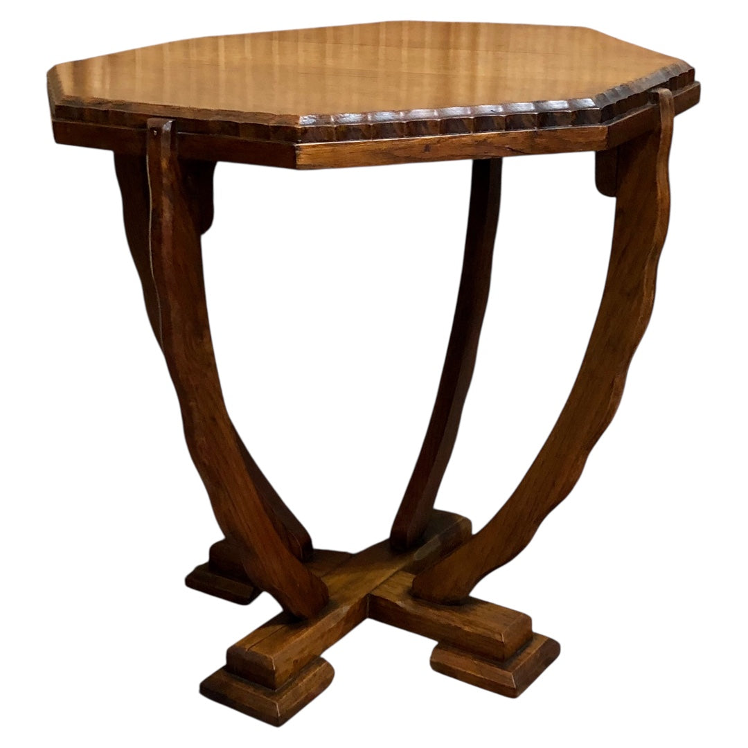 000614....Handsome Art Deco Oak Coffee Table