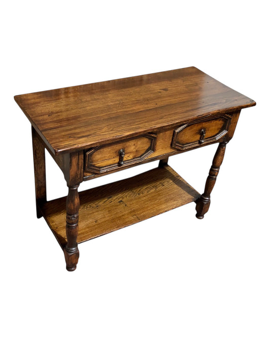 000588....Handsome Antique Jacobean Style Oak Side Table